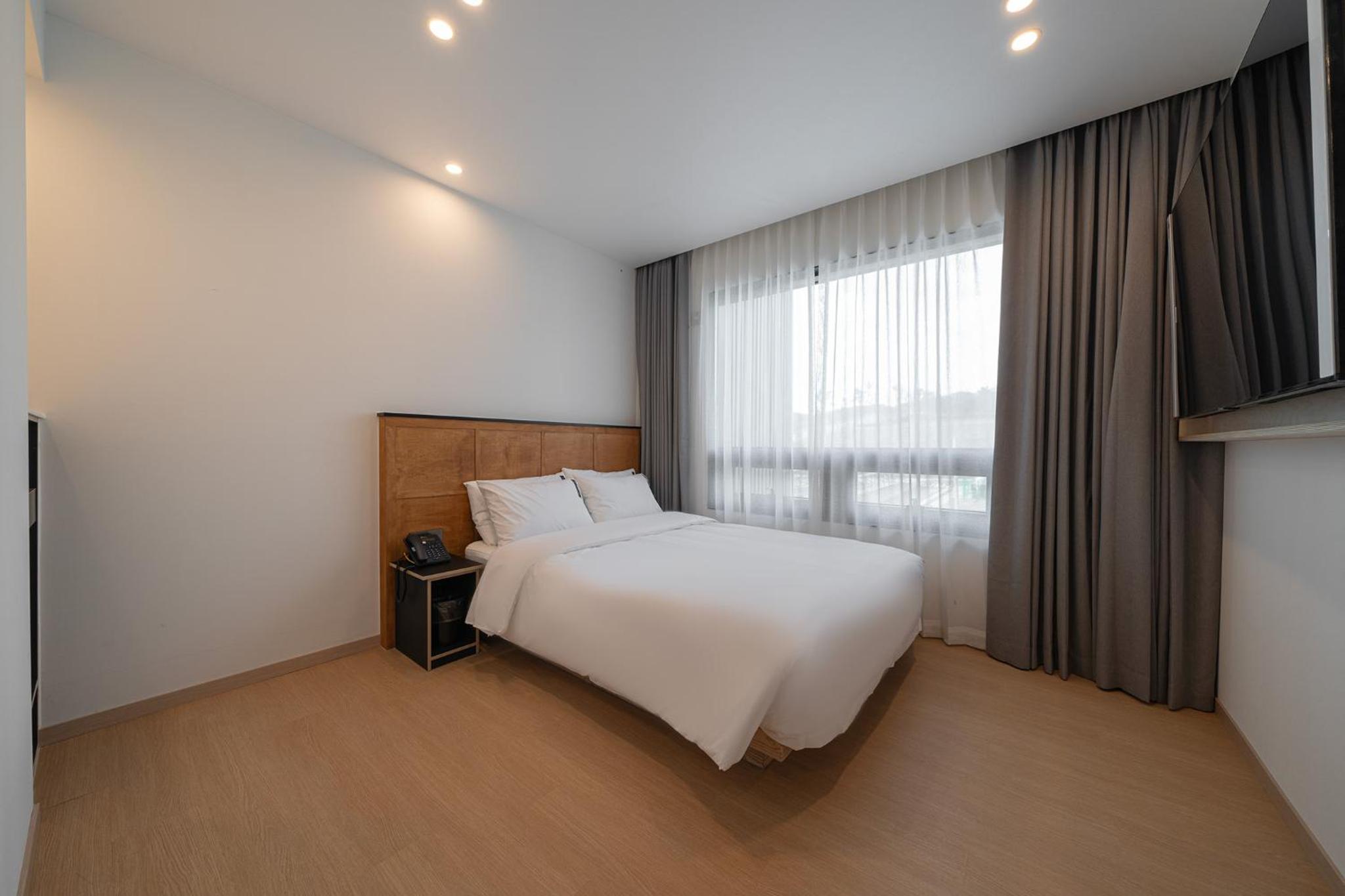 Standard Double Room with Mountain View - Photo 2