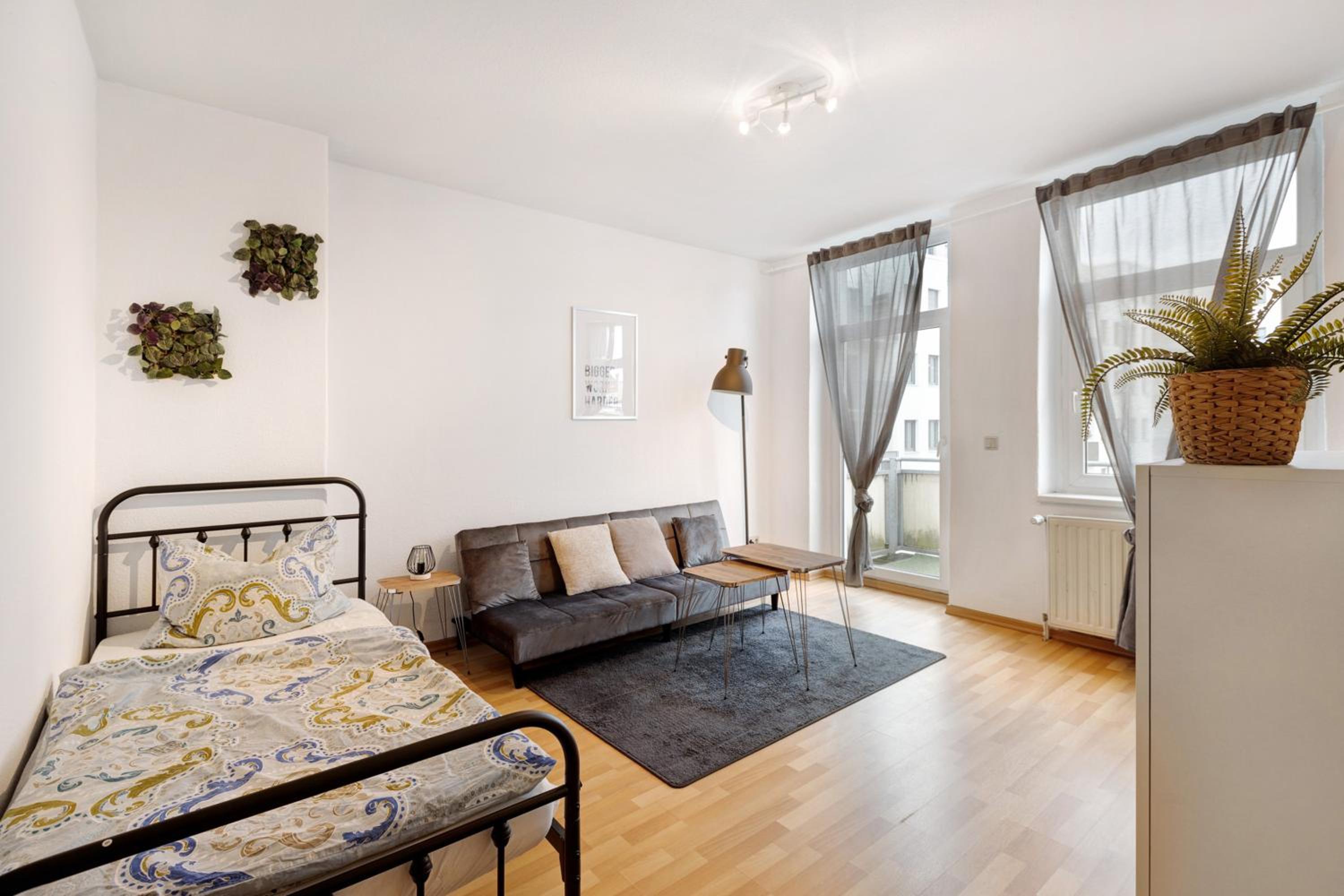 Superior One-Bedroom Apartment with Balcony