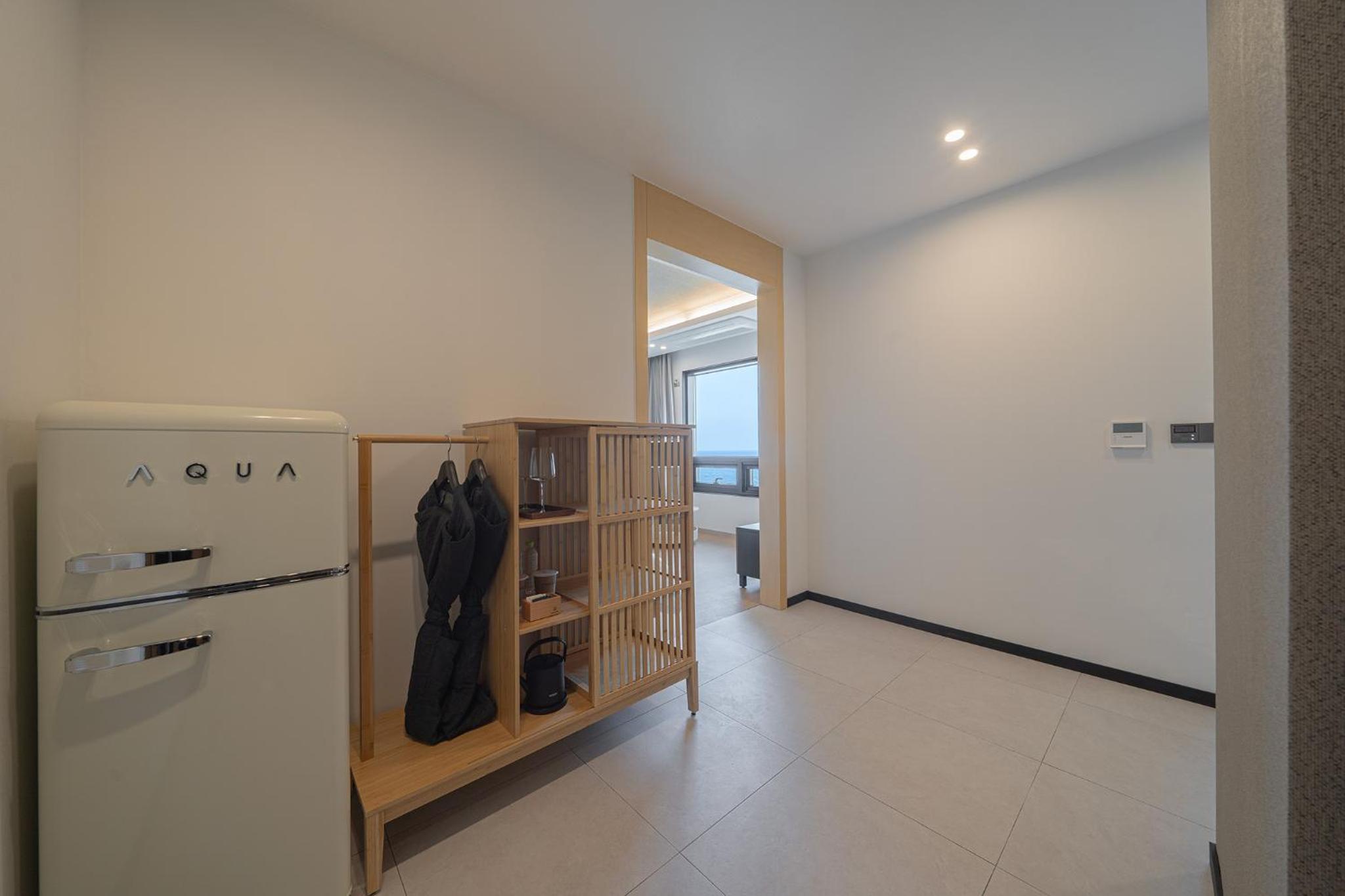 Family Suite with Sea View - Photo 6