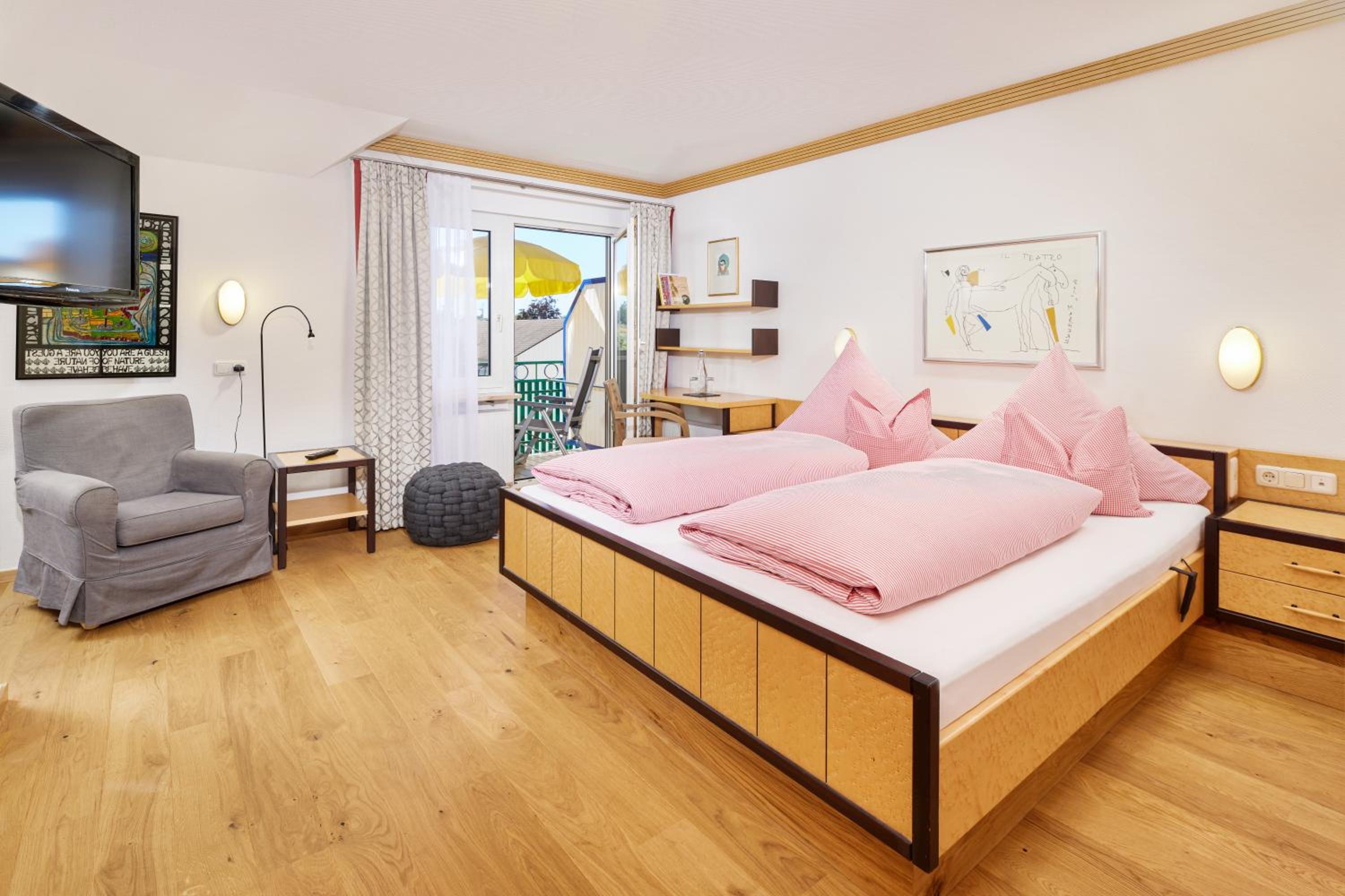 Double Room - Photo 3