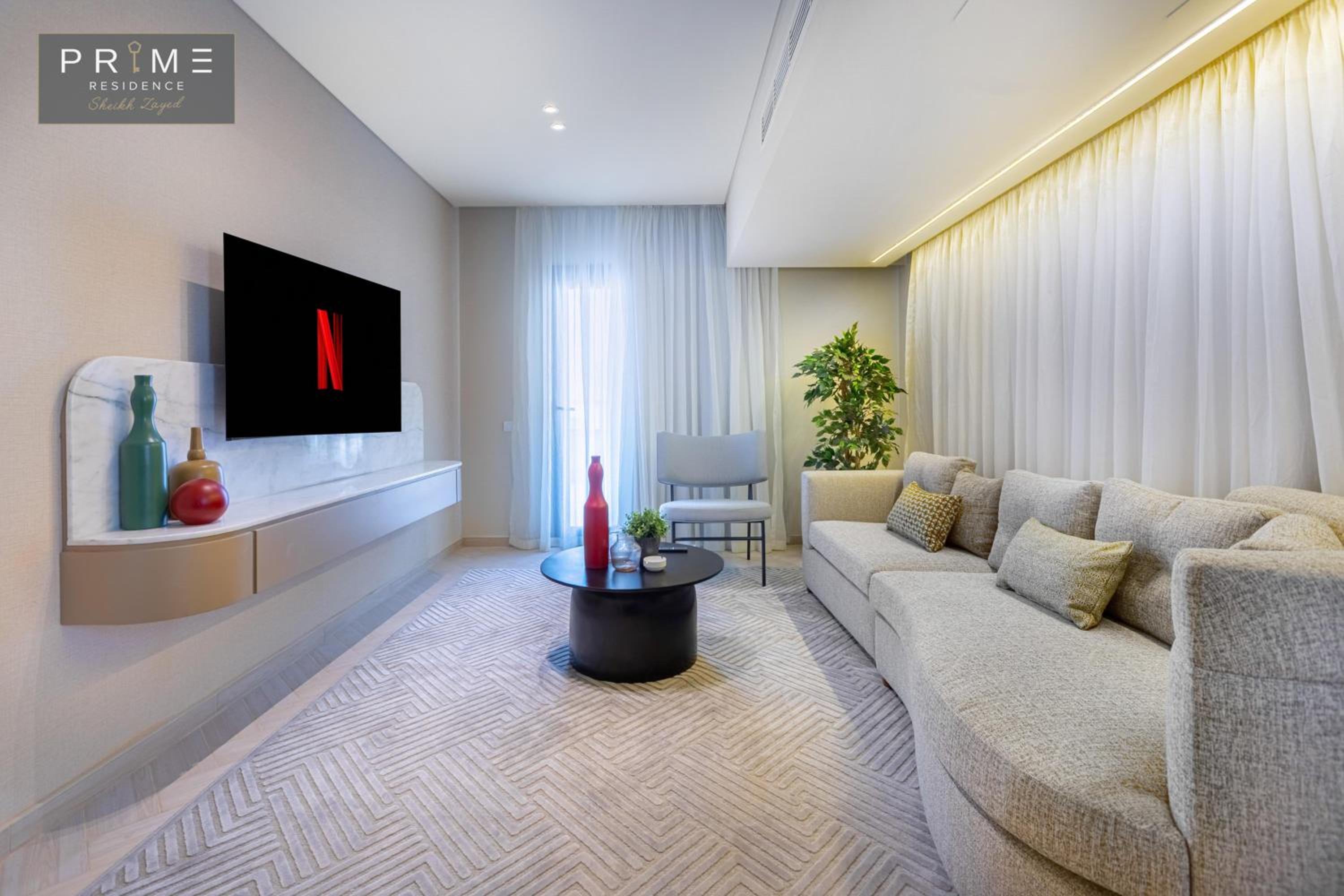One-Bedroom Apartment - Photo 2