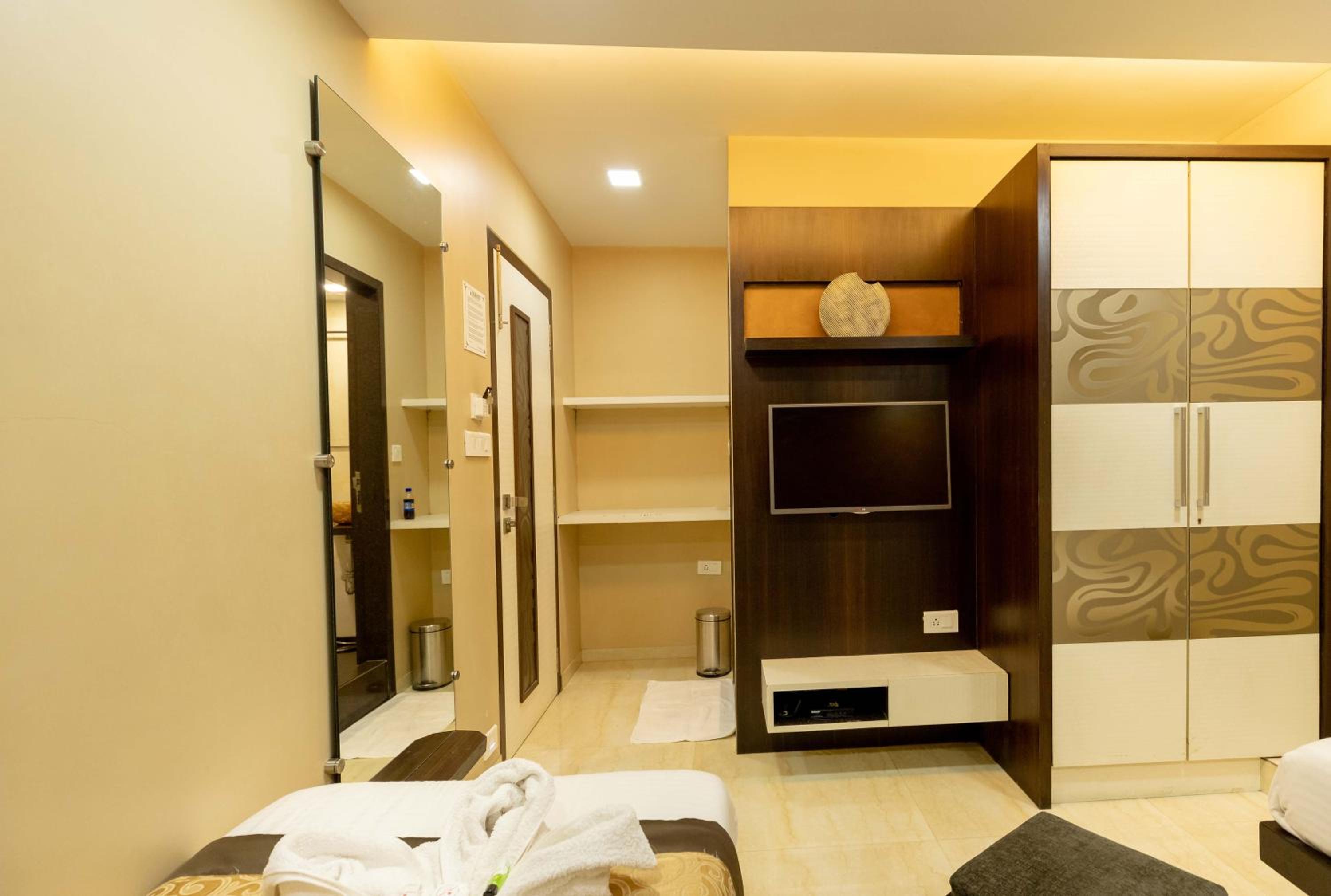 Executive Triple - City View - Photo 4