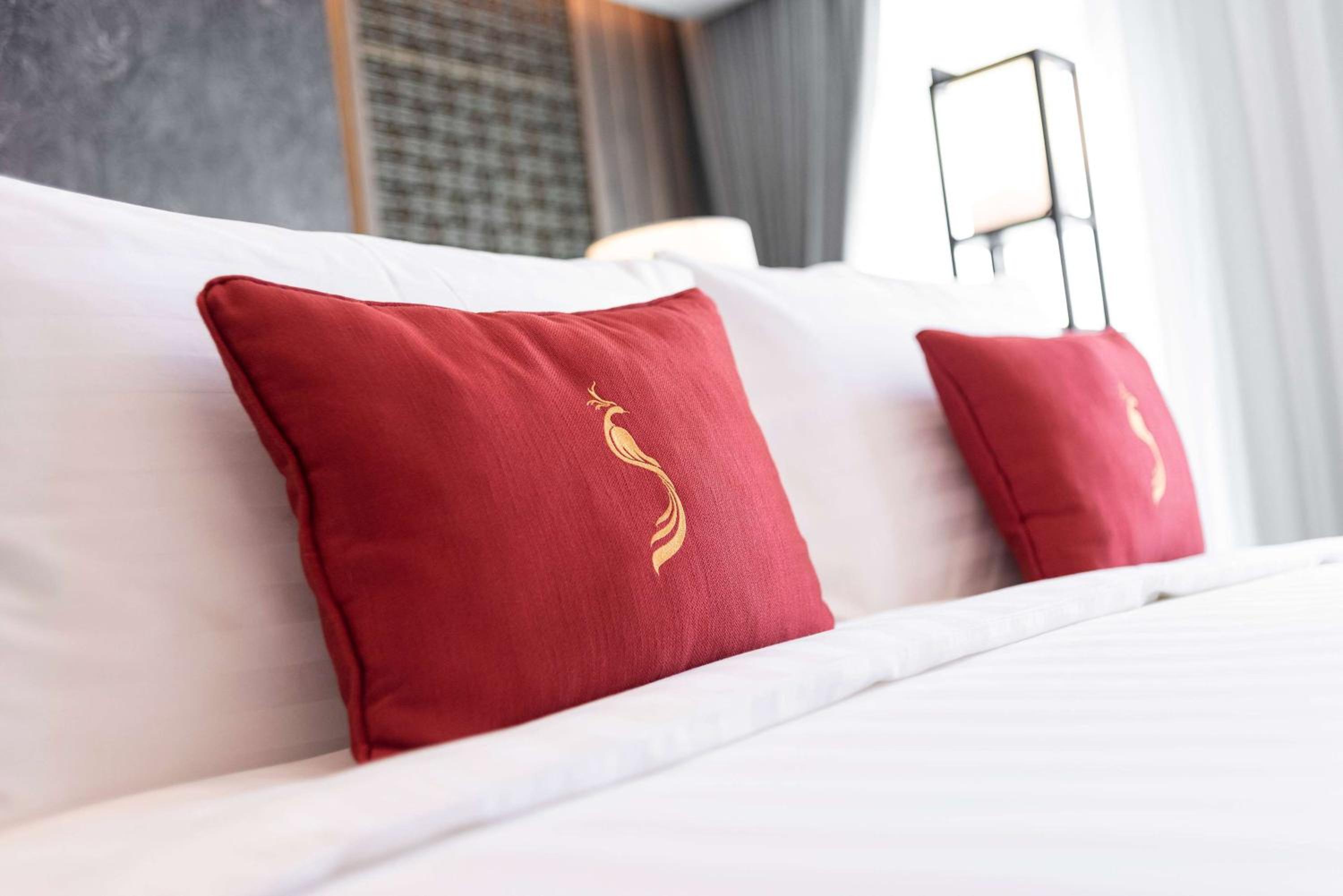 Deluxe King Room - Photo 1
