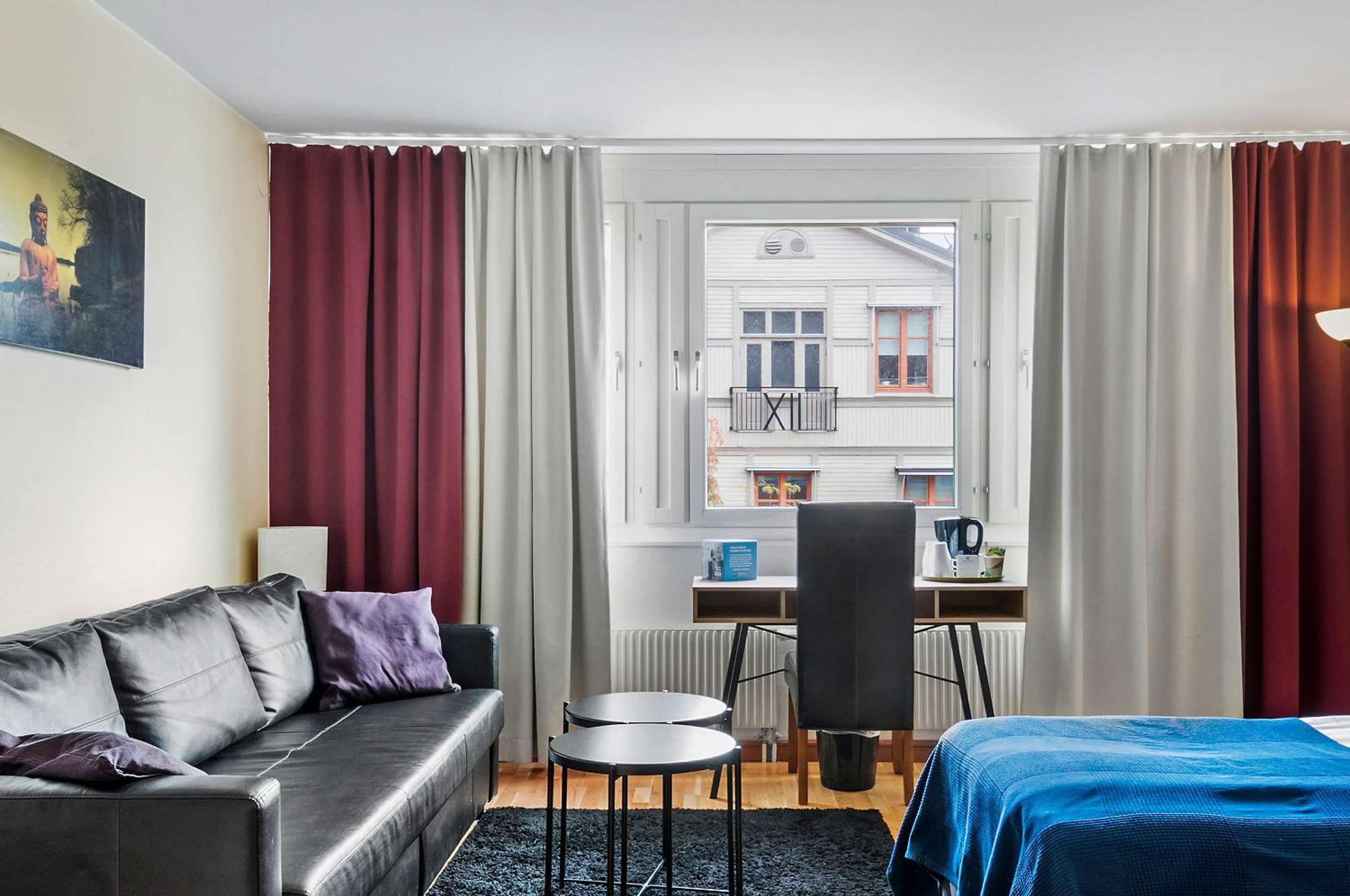 Premium Queen Room with sofa bed photo 1
