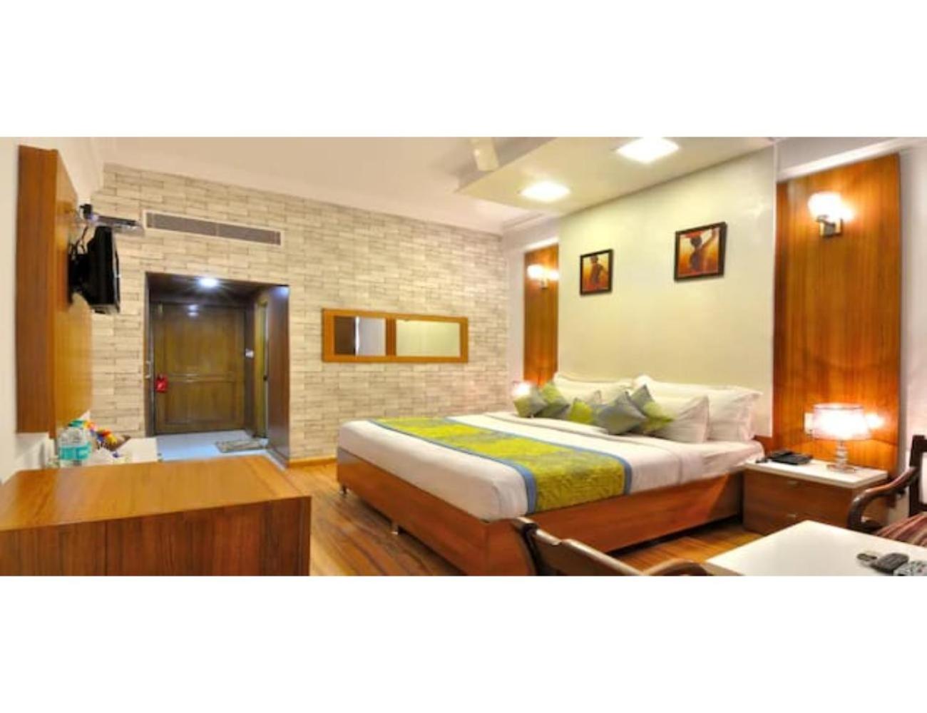 Deluxe Room photo 1