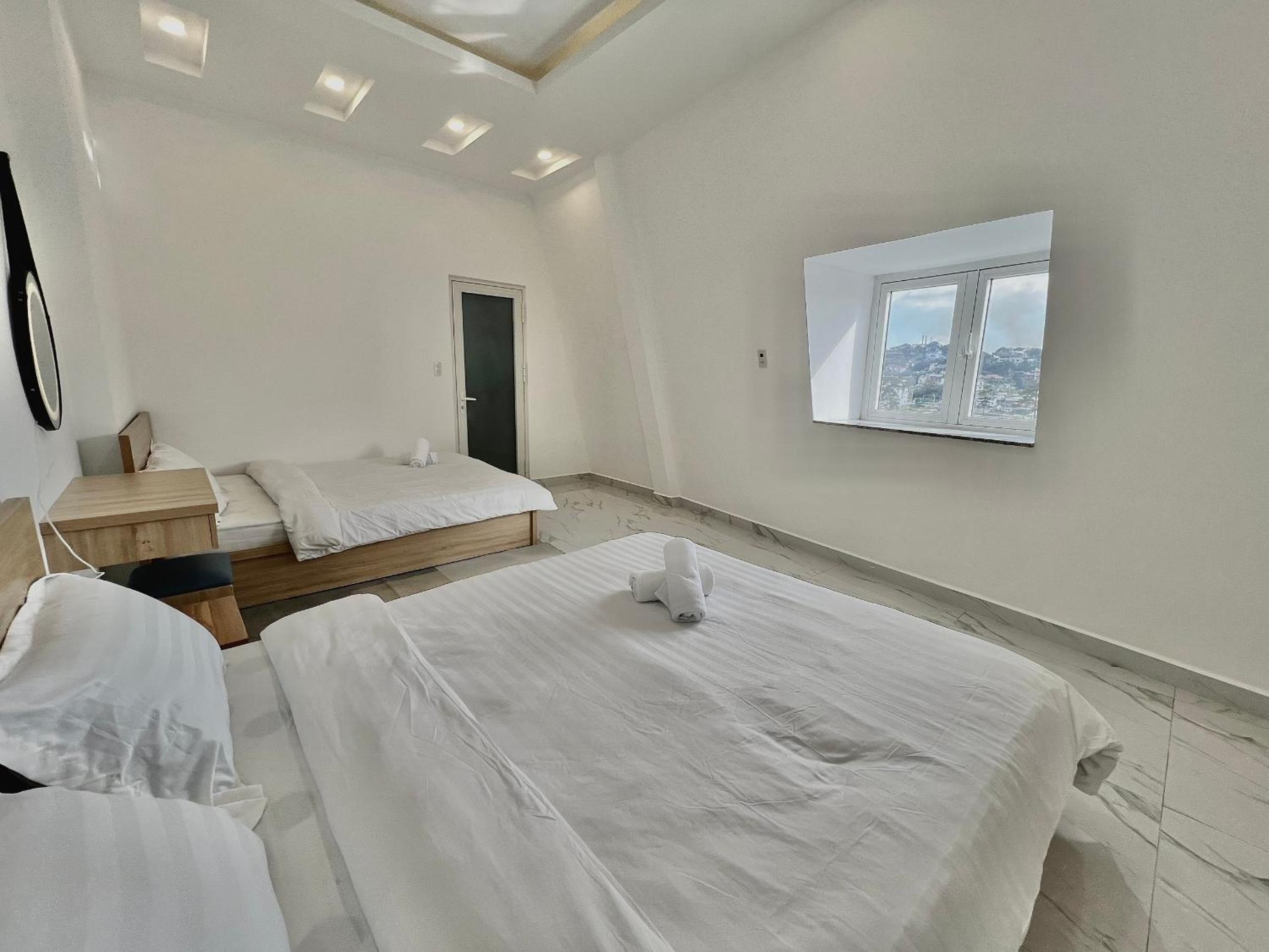 Villa photo 1