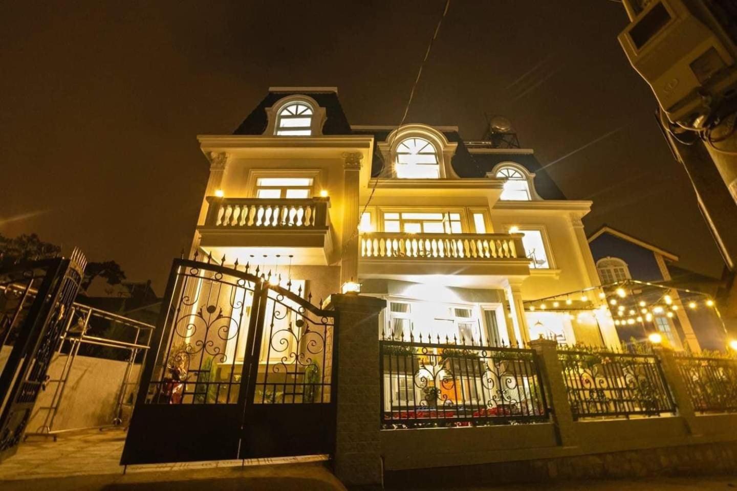 Villa photo 3