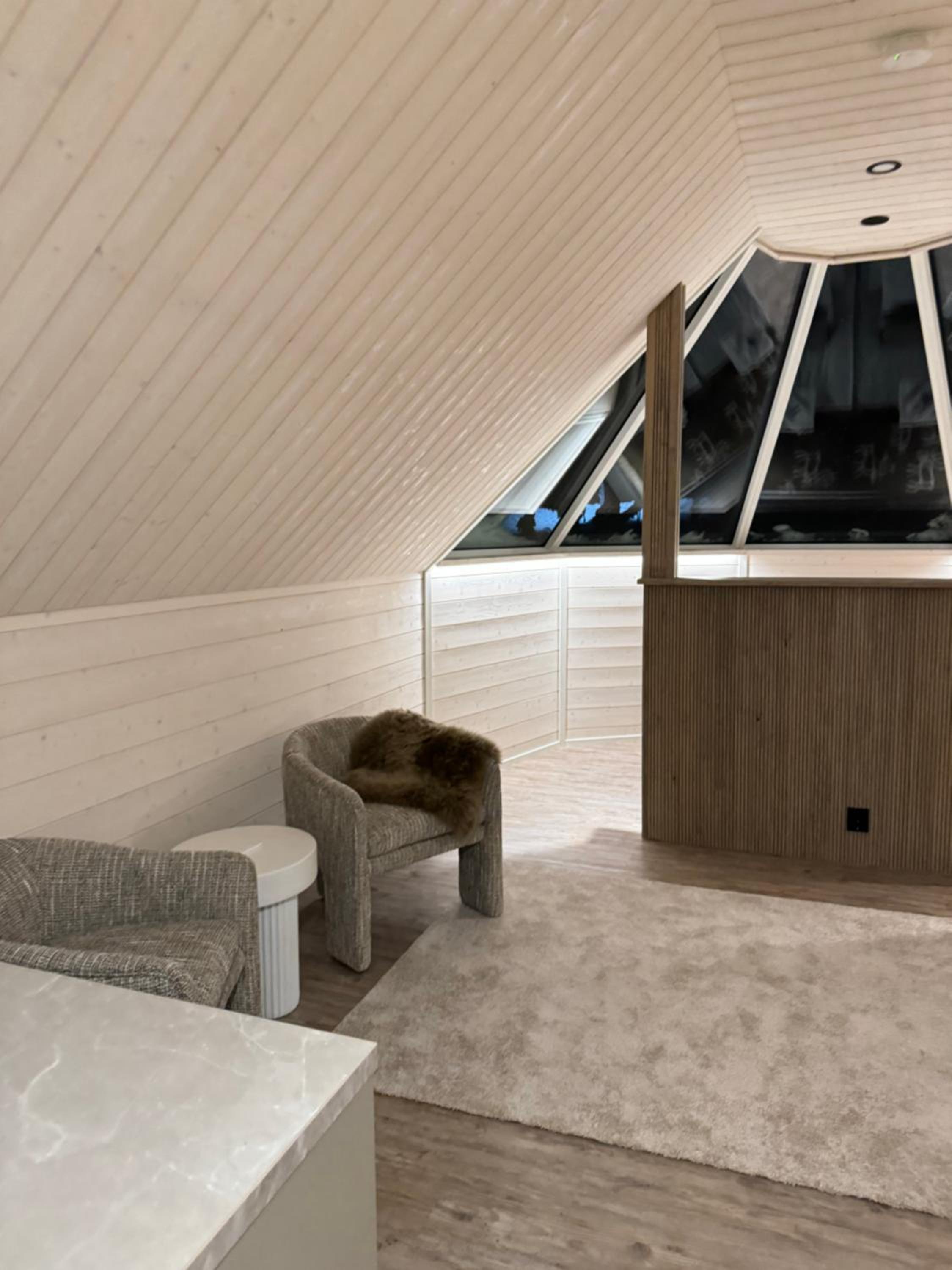 Signature Suite