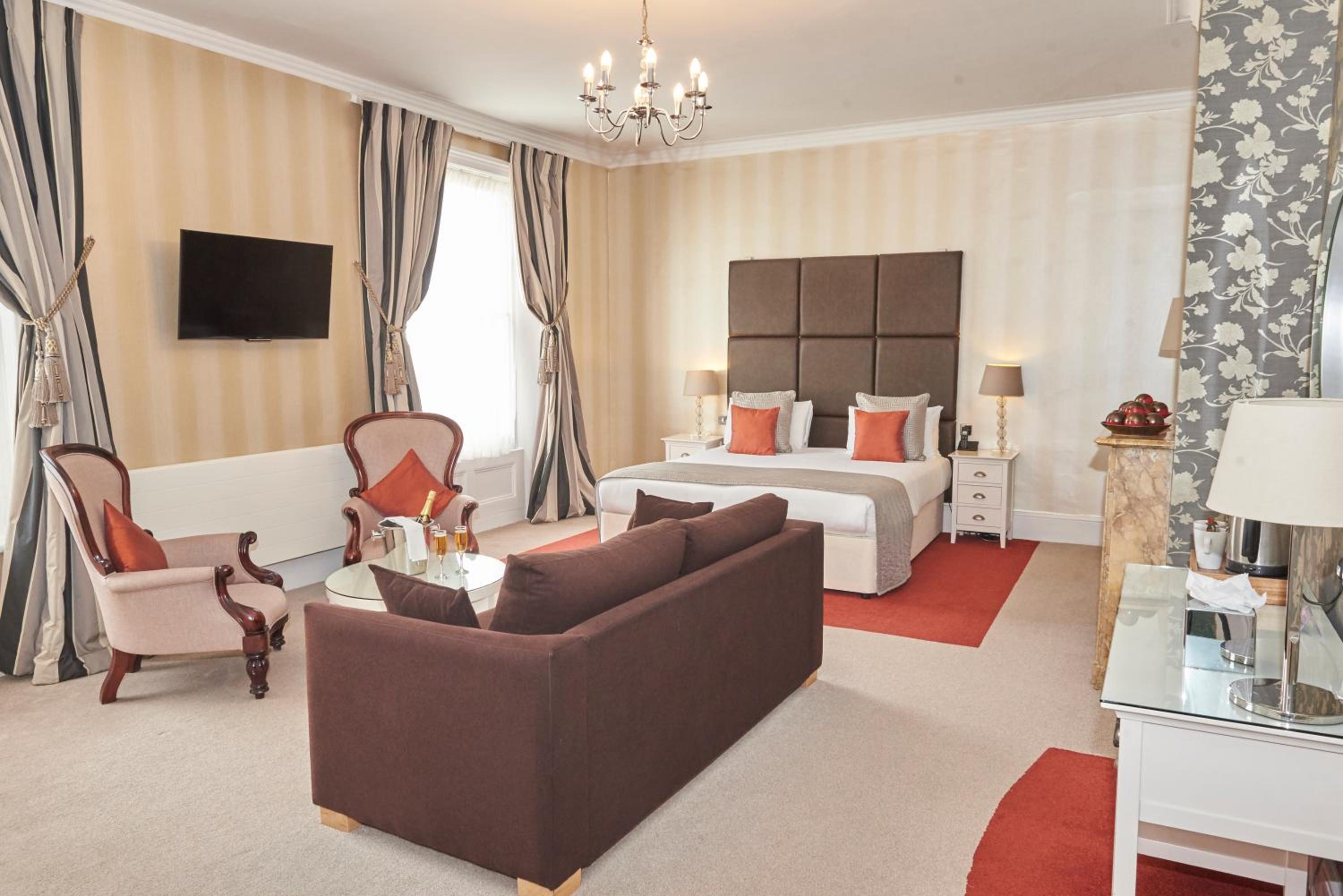 Deluxe Double or Twin Room photo 2