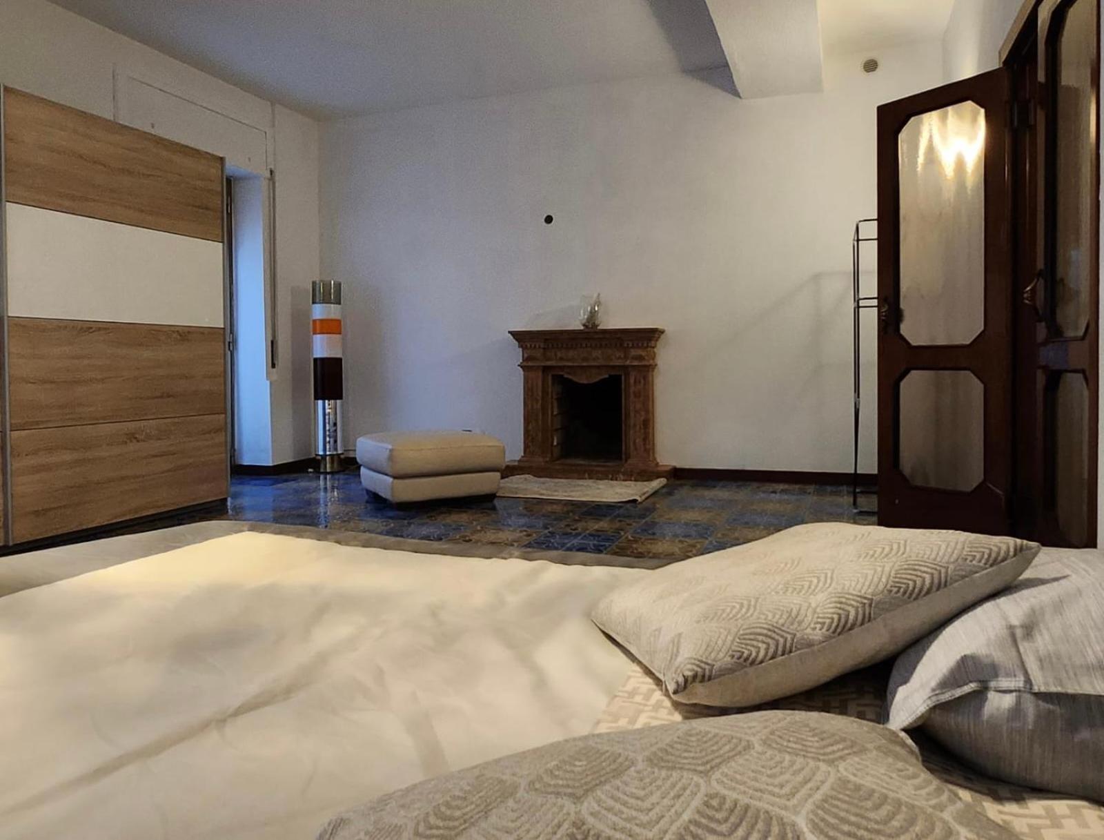 One-Bedroom House photo 2