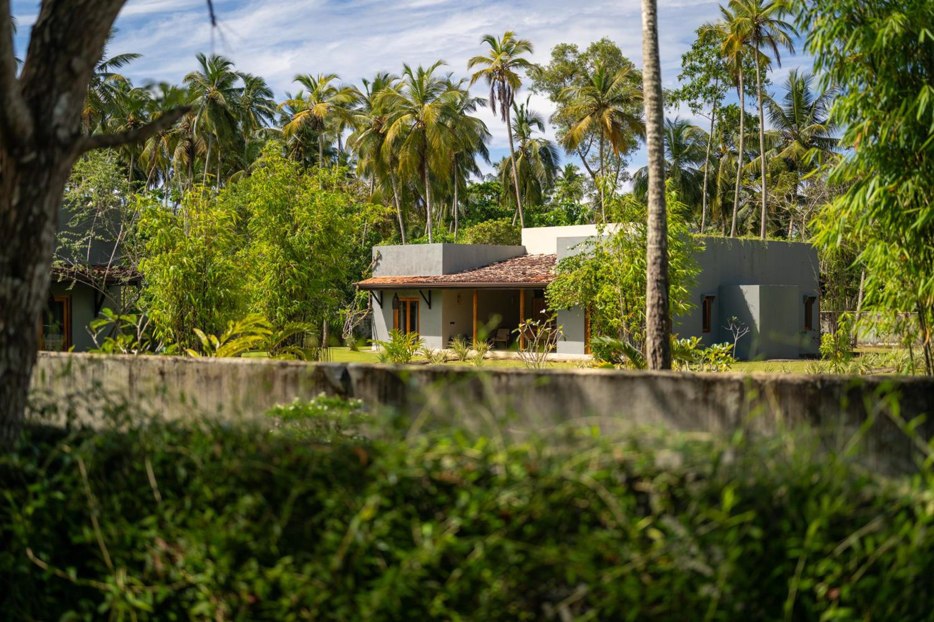 Villa with Garden View with one free tuk tuk to Galle fort & Complementary Sri Lankan tea per stay photo 2