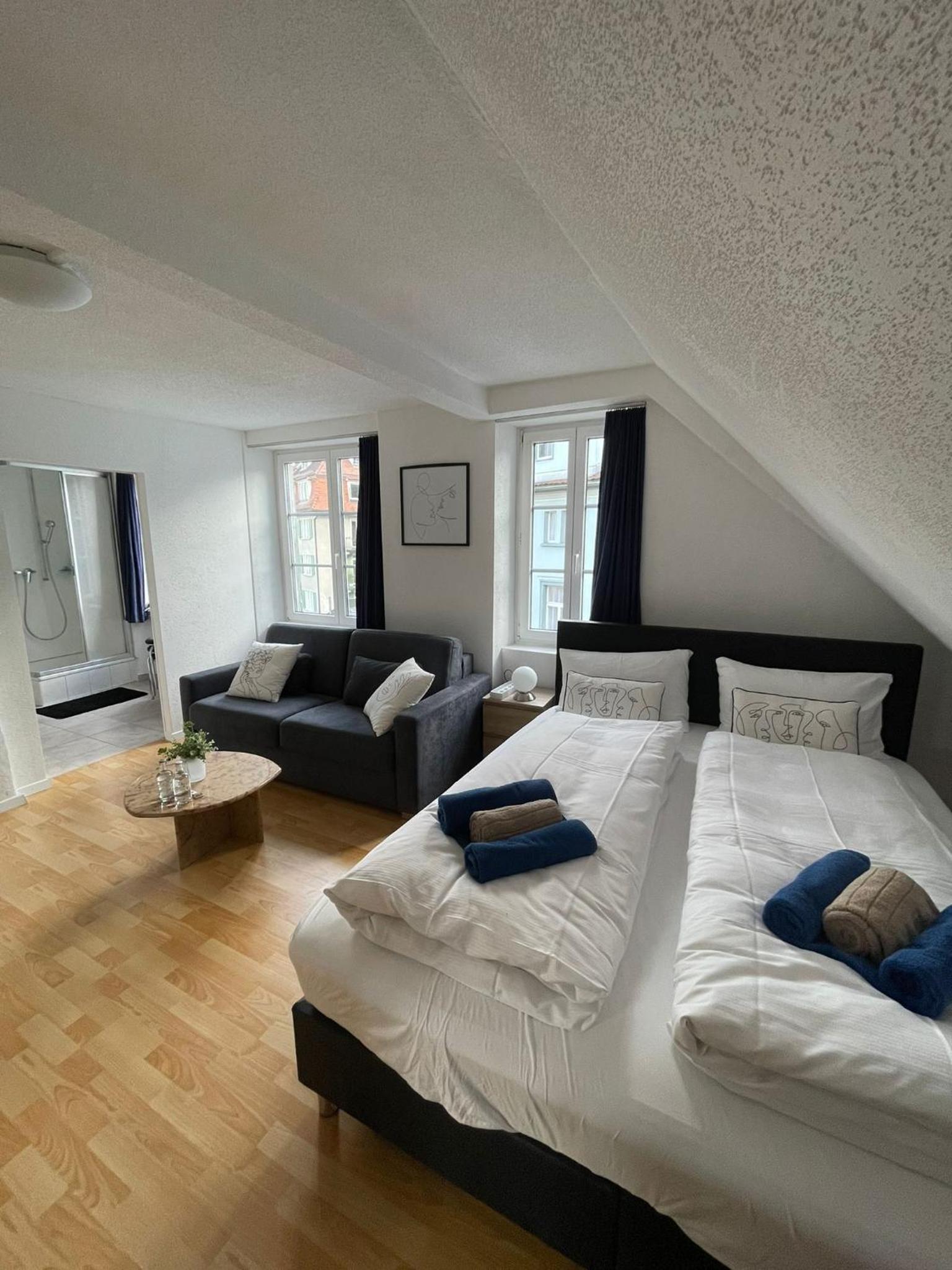 Double Room with Private Bathroom photo 1