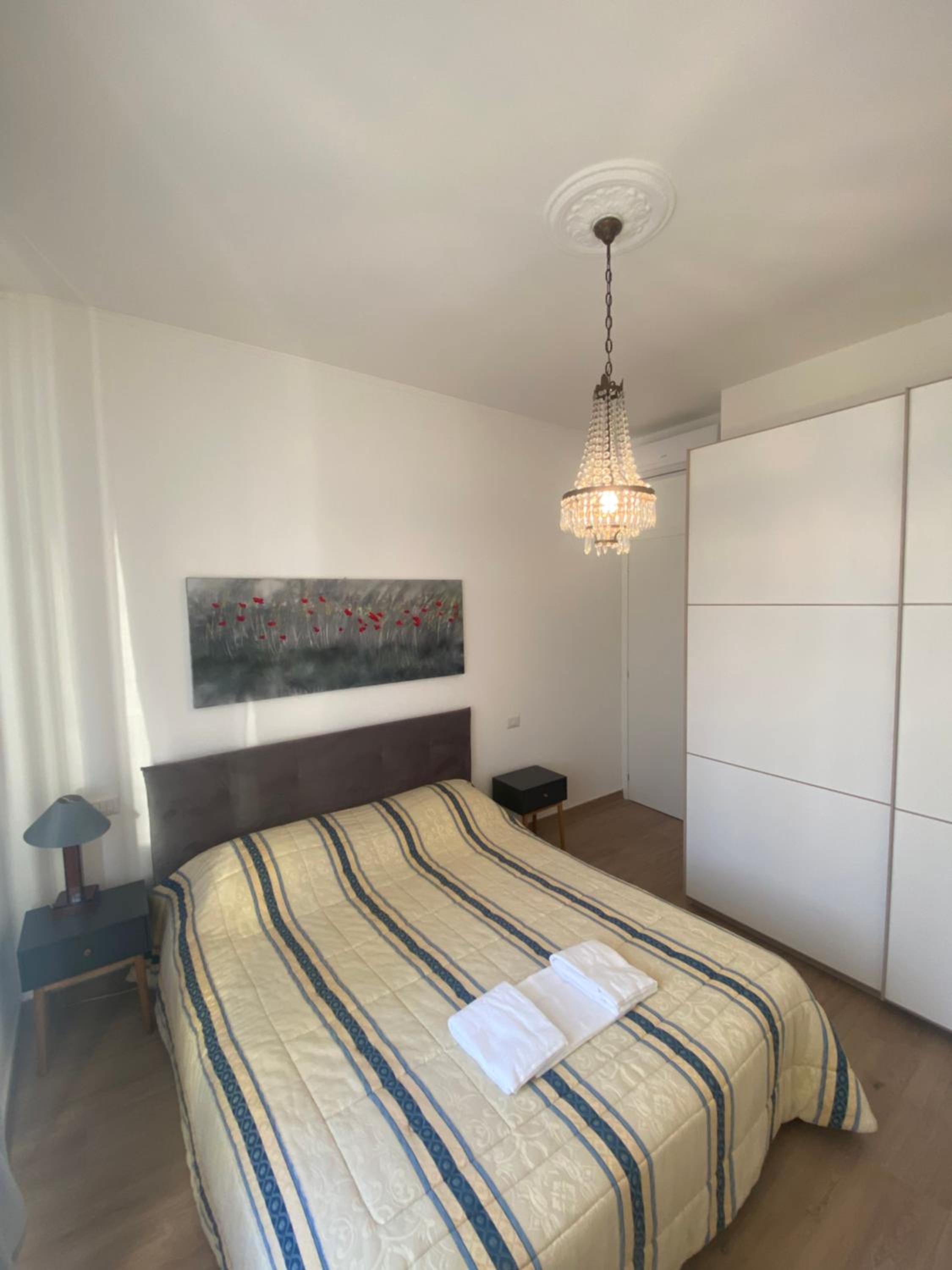 Deluxe Studio