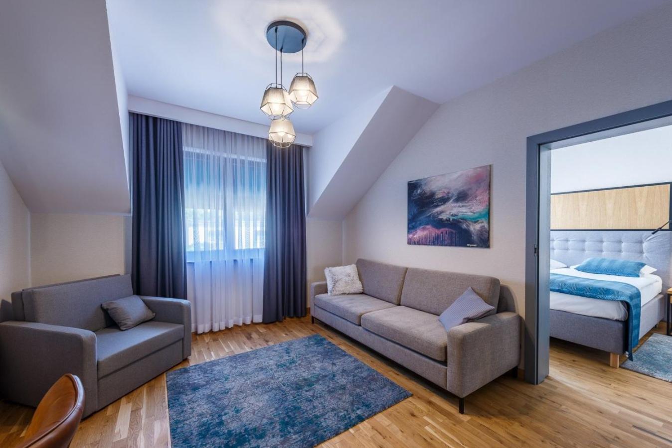 Deluxe Studio photo 2