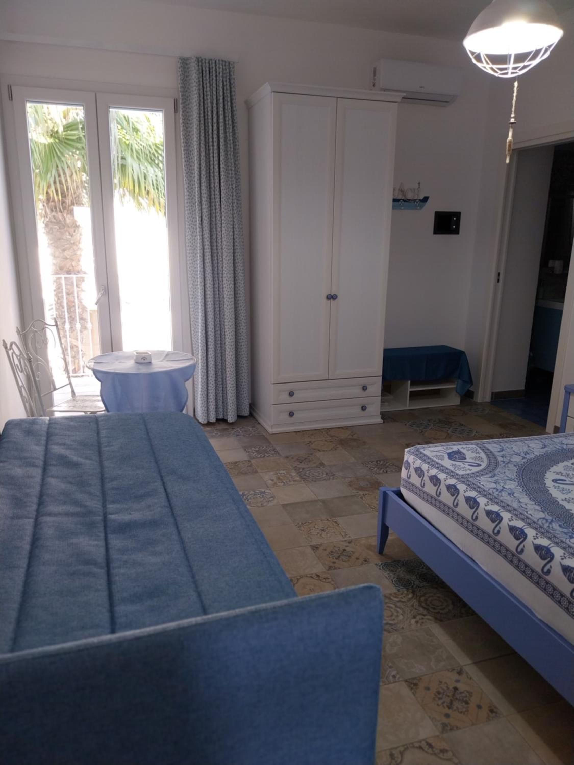 Triple Room - Photo 9