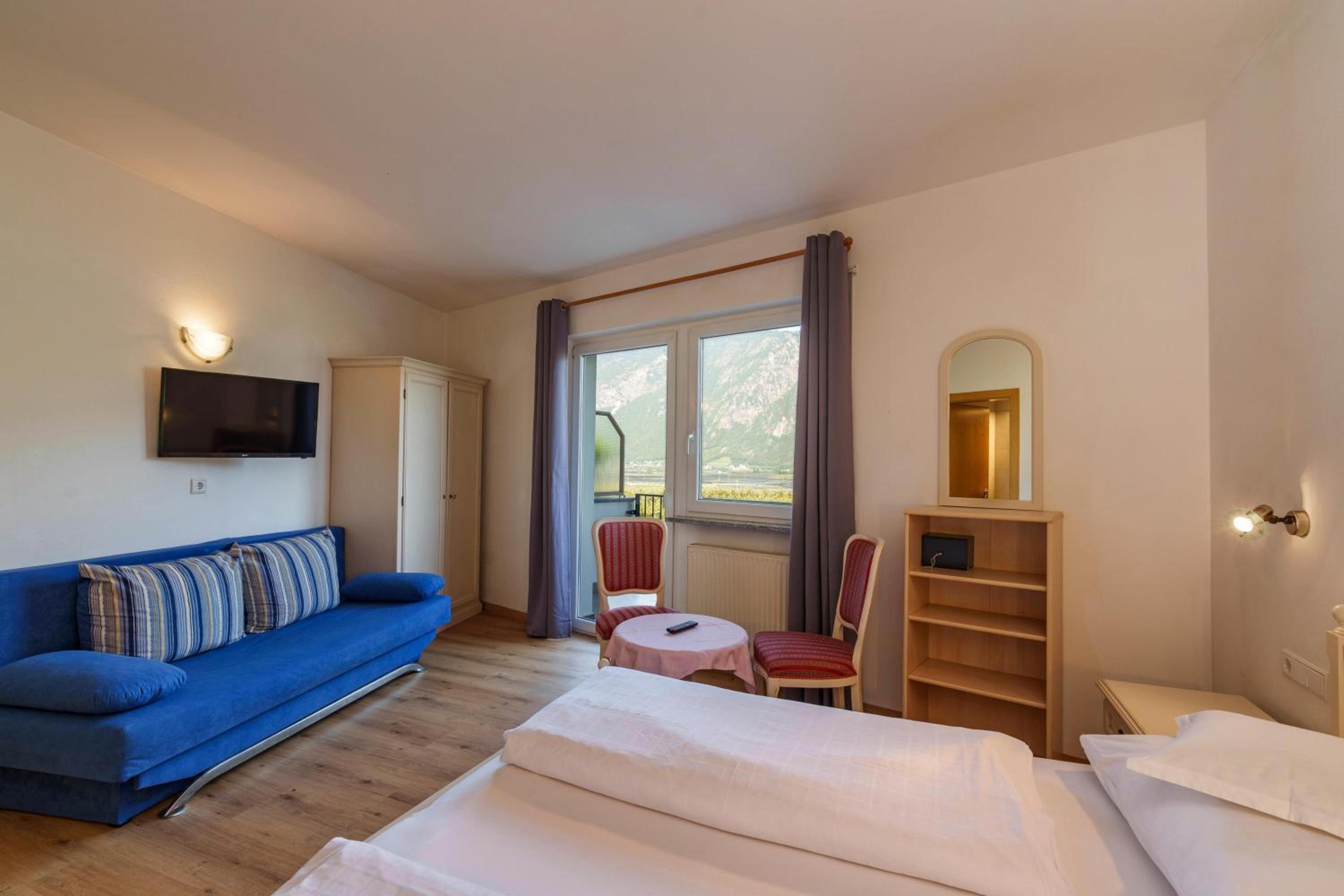 Double Room with Balcony photo 2