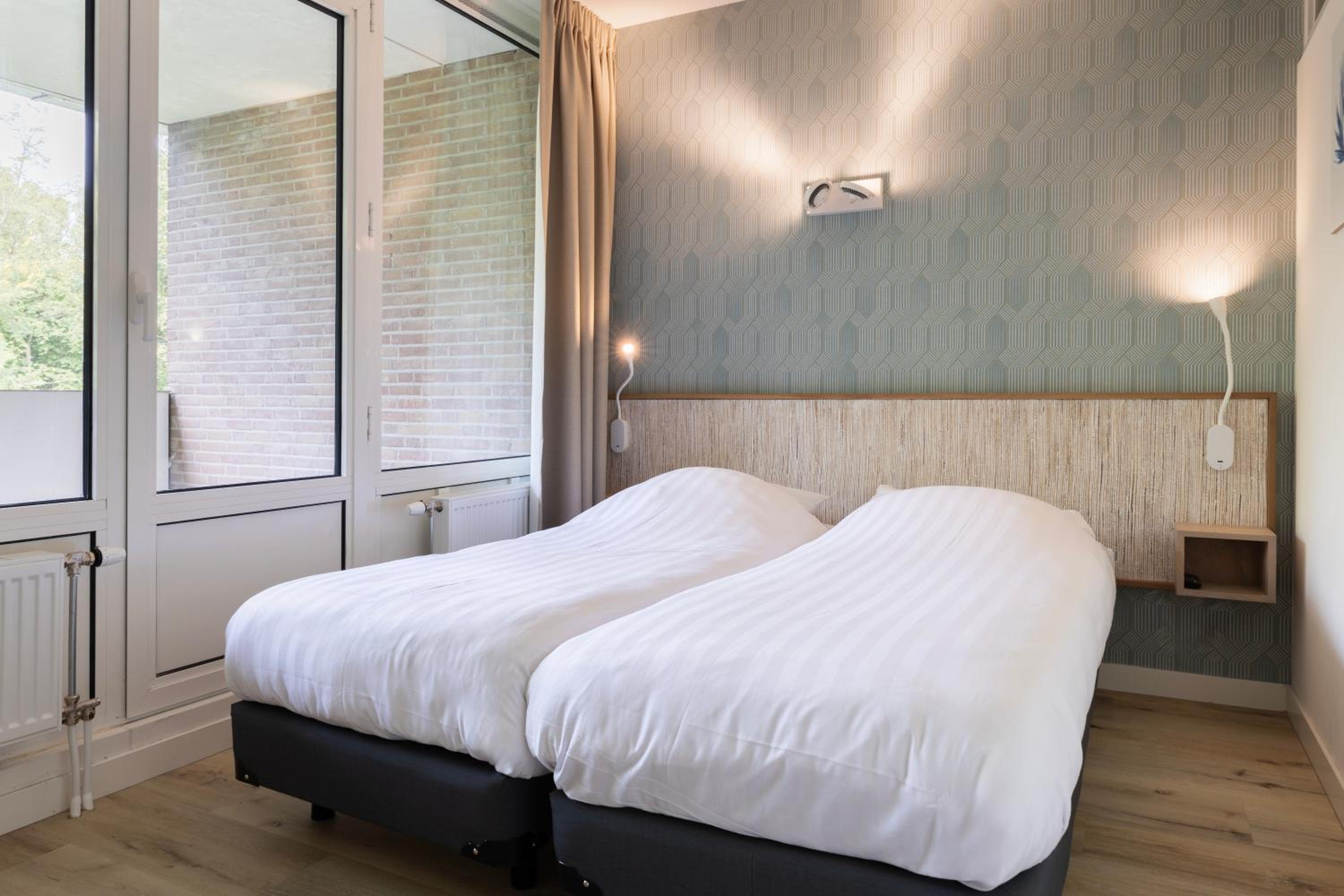 Superior Quadruple Room photo 3