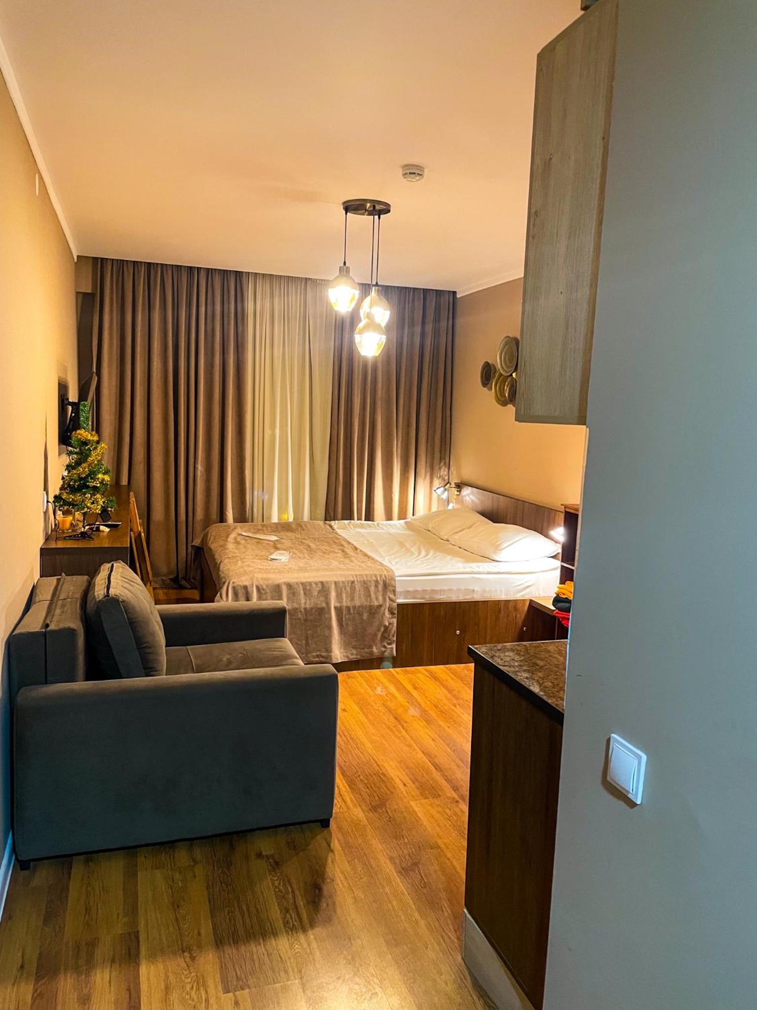 Studio Apartment