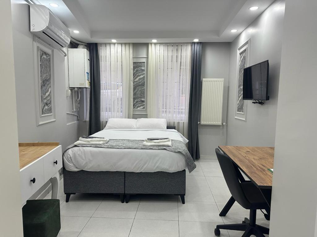Deluxe Triple Room photo 3
