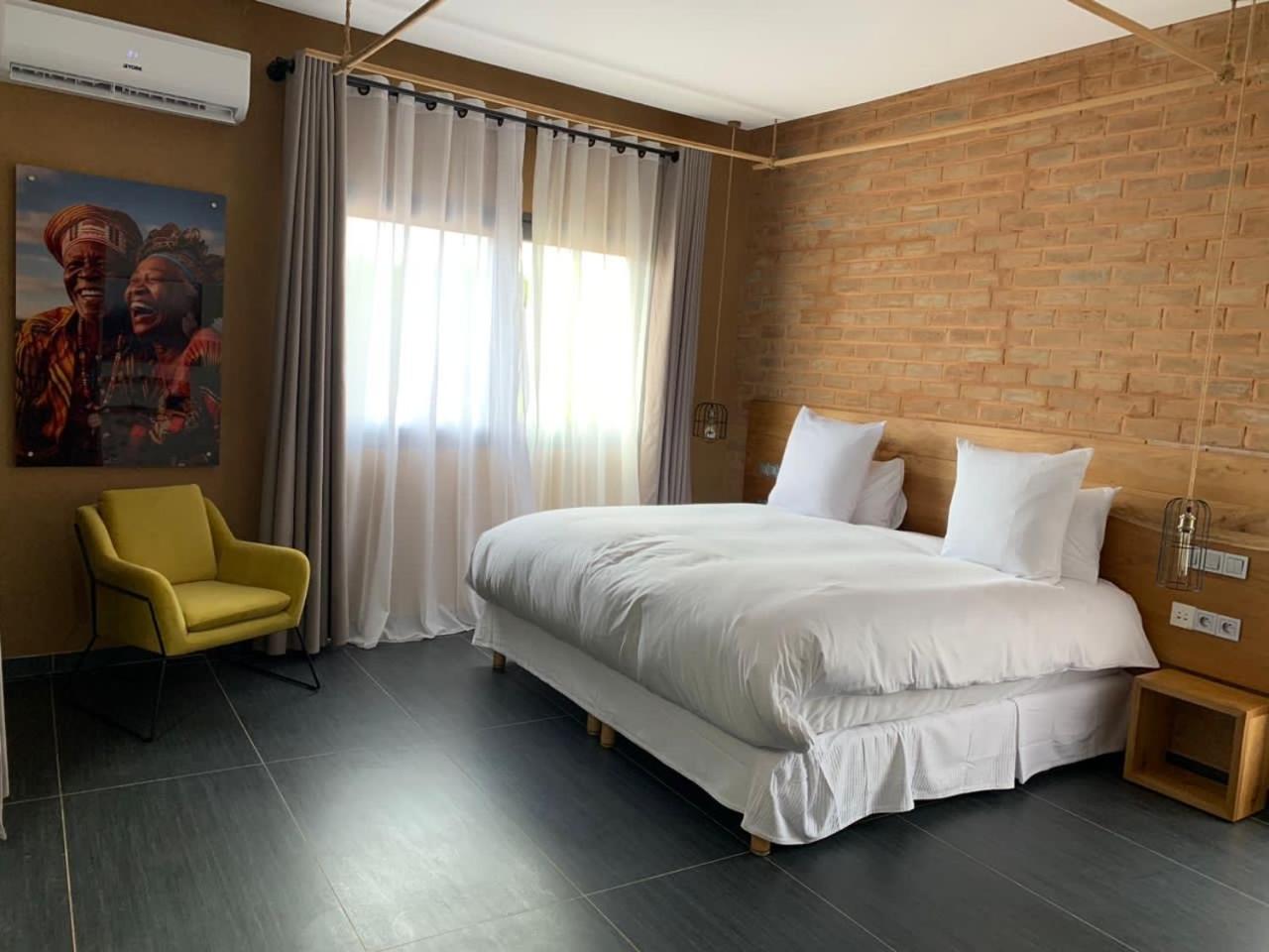 Suite with Pool View photo 1