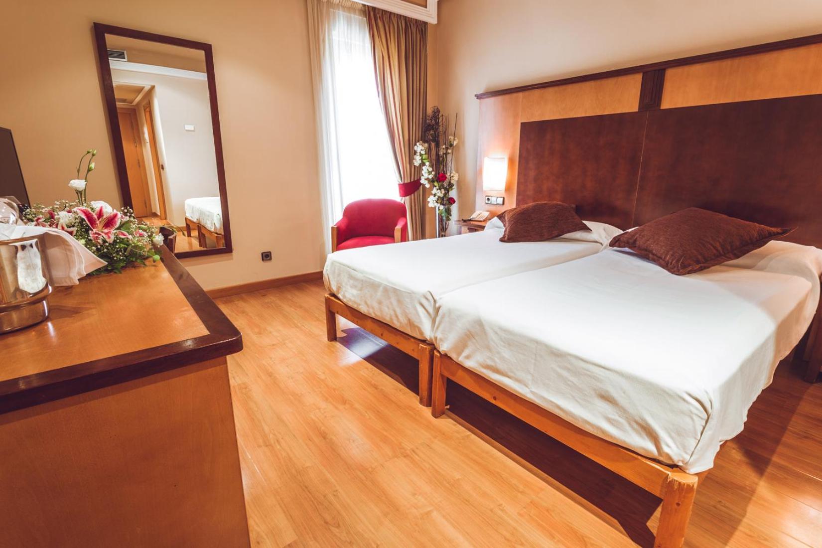 Twin Room  - Photo 4