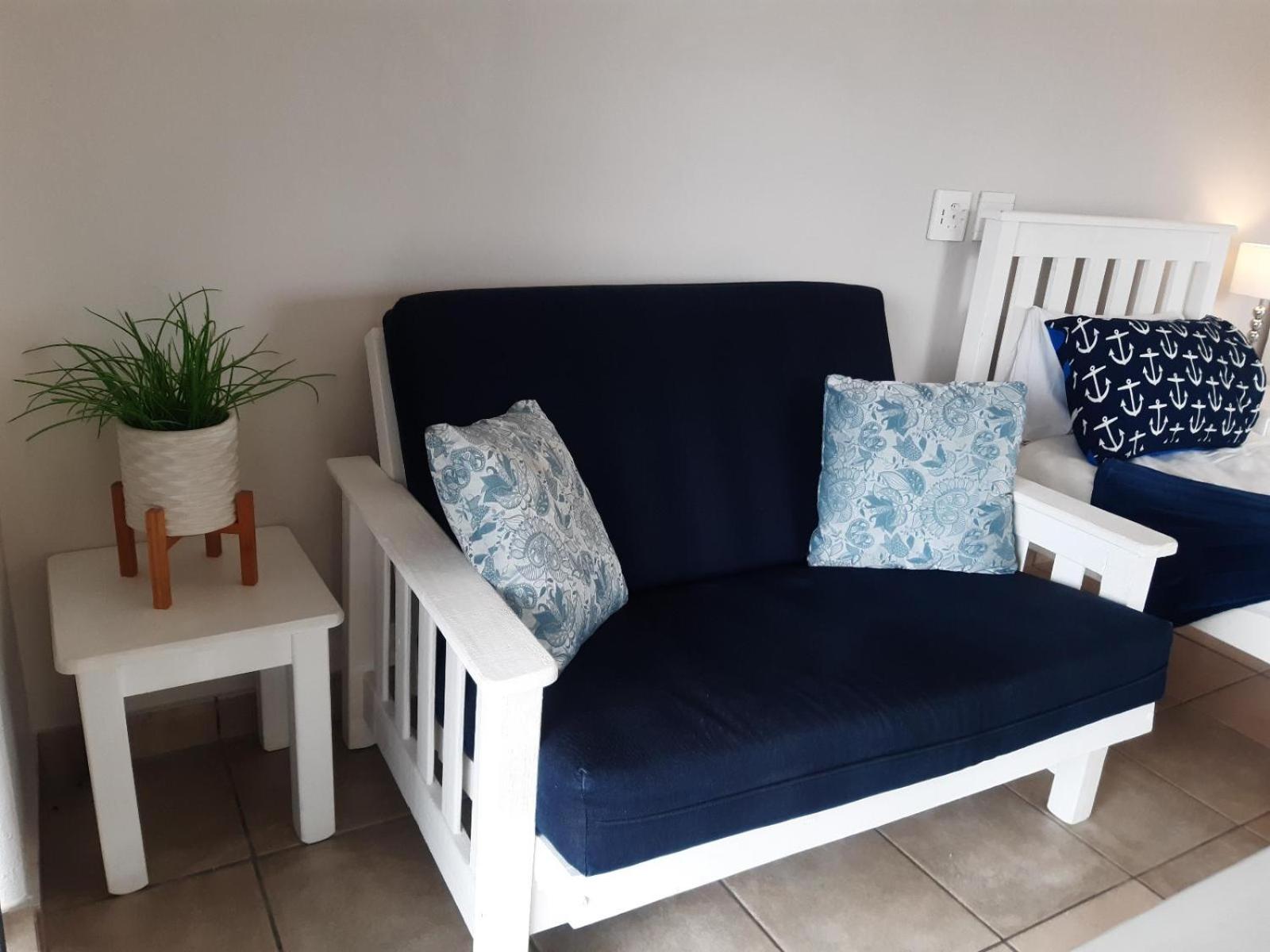 Basic Apartment photo 3