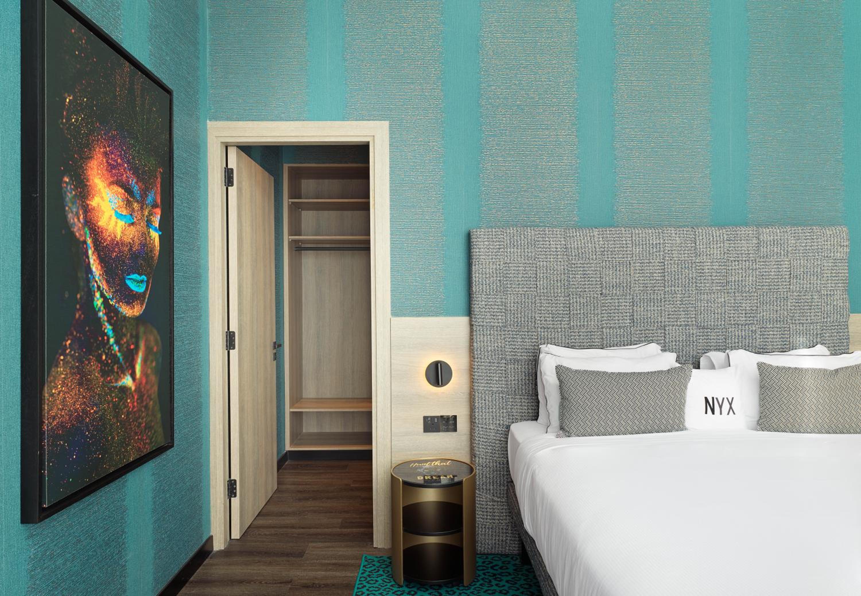 Heaven Suite Front Sea View with Business Lounge Access photo 3
