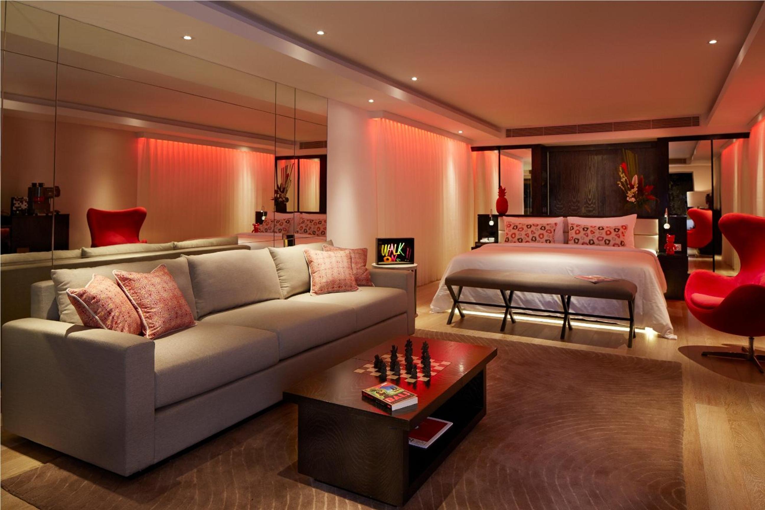 Leisure Suite
