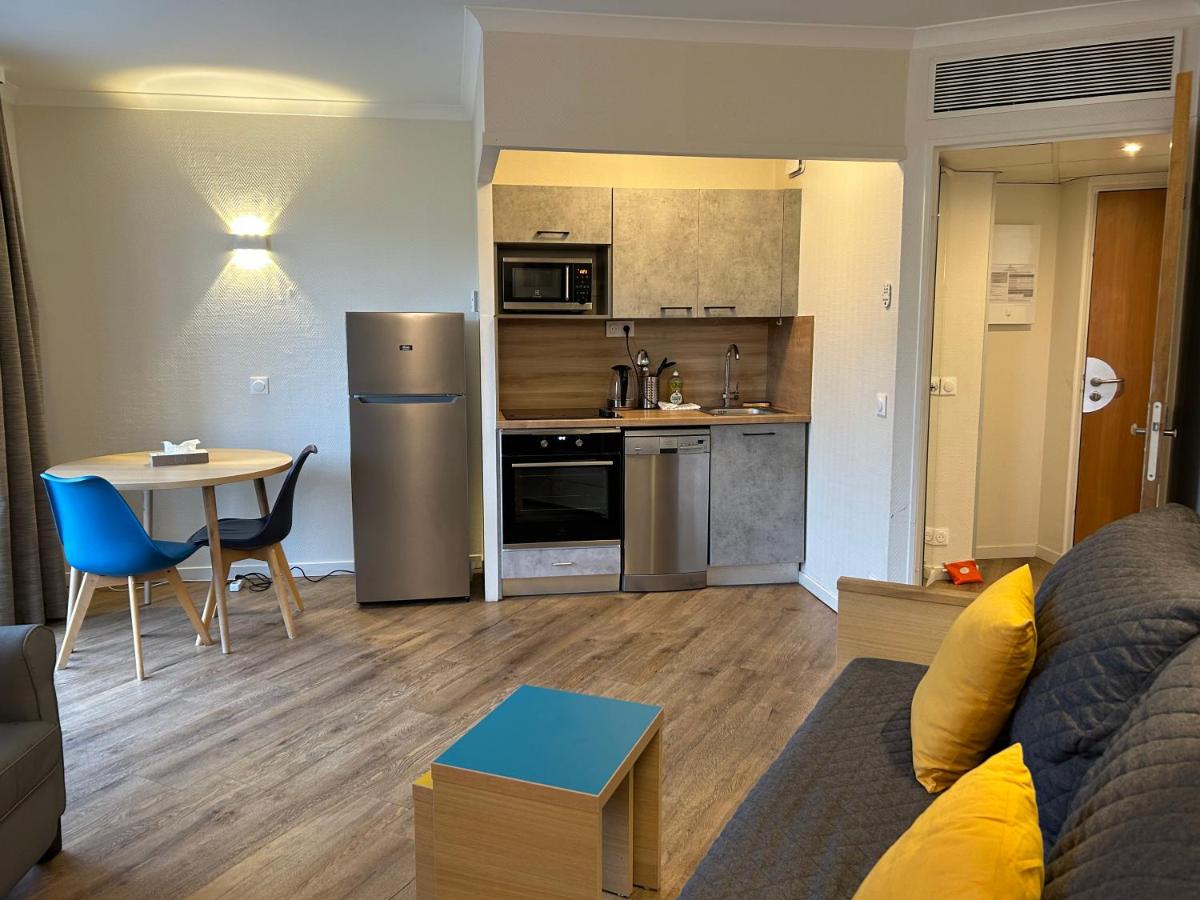 One-Bedroom Apartment - Photo 10