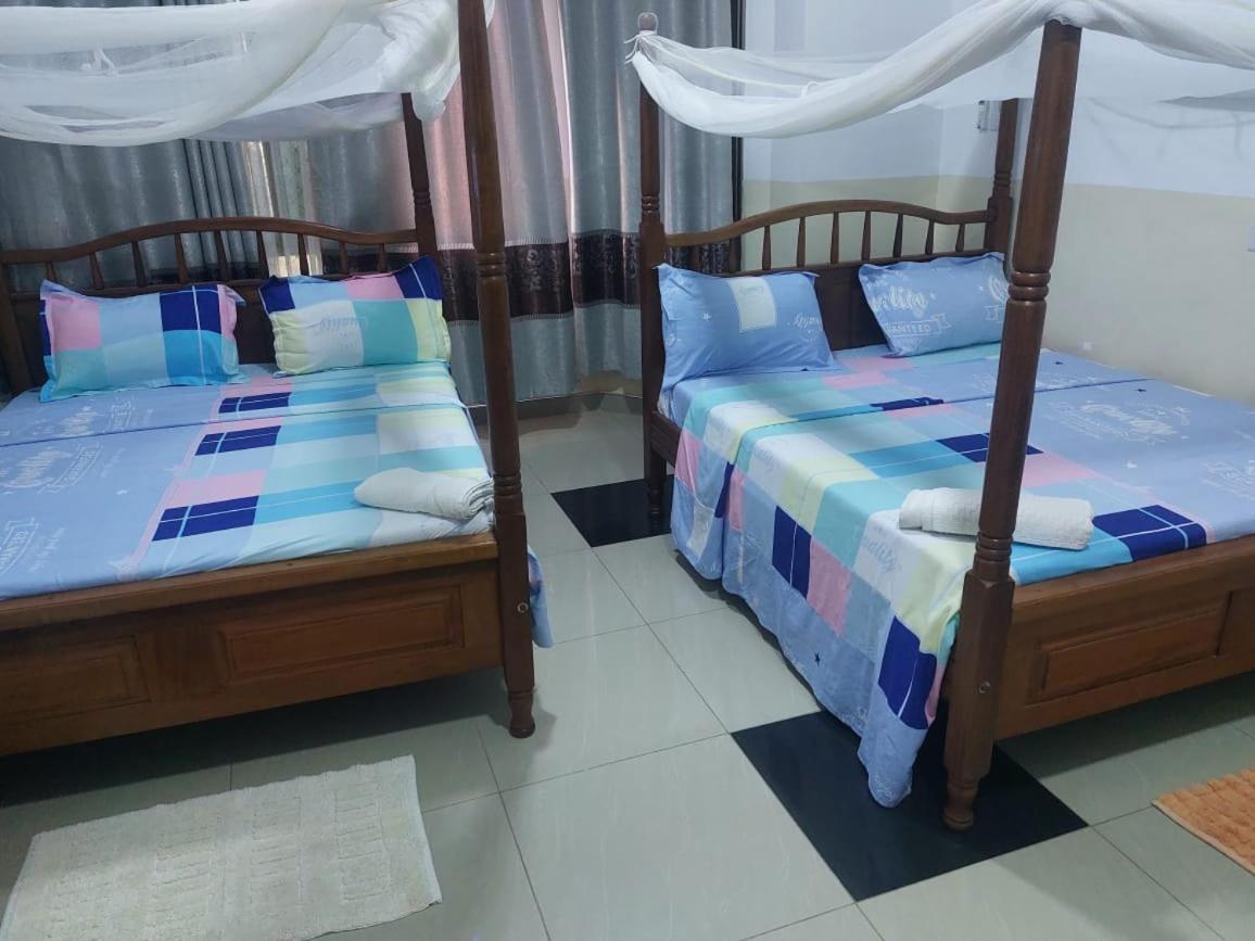 Deluxe Queen Room With Two Queen Beds photo 2