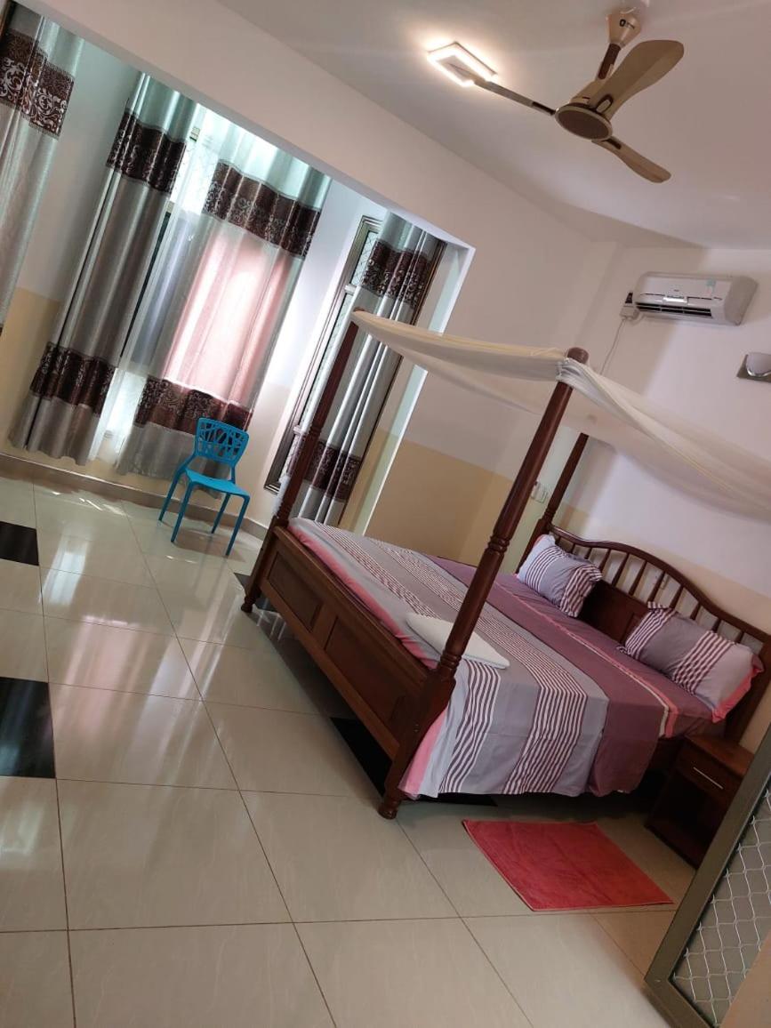Deluxe King Room photo 2