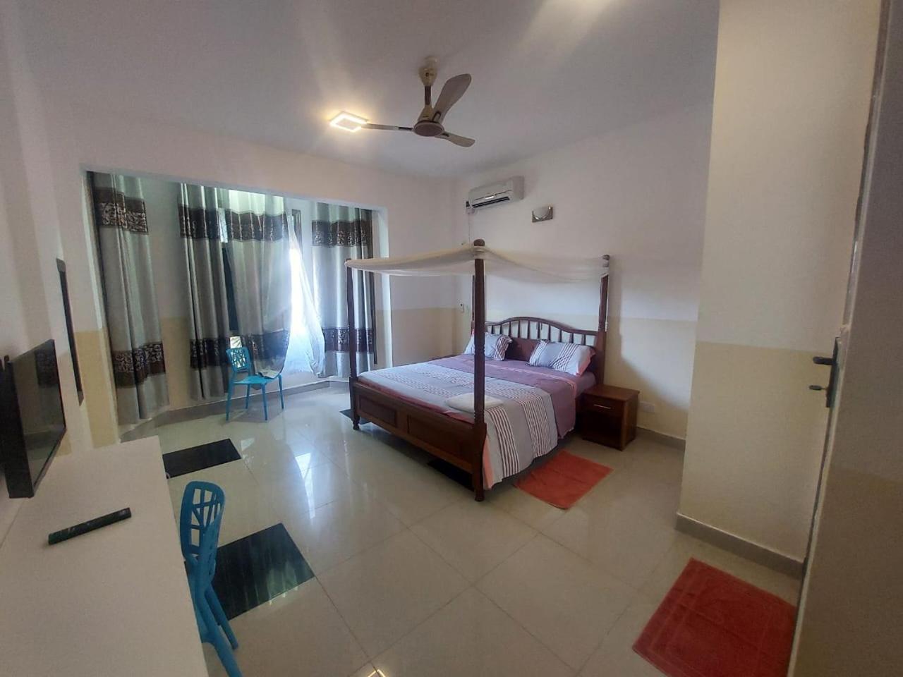Deluxe King Room photo 3