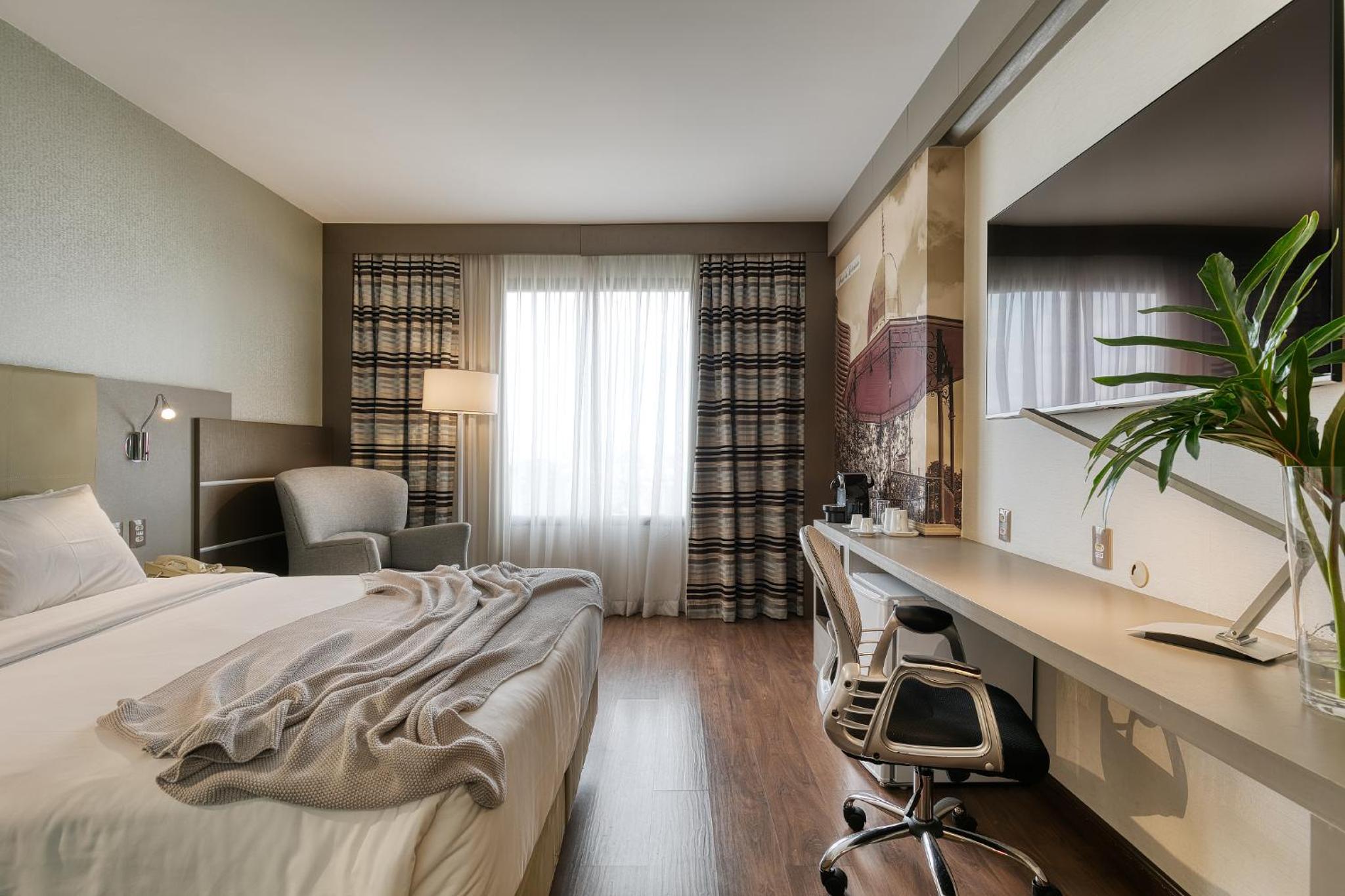 Superior Queen Room - Photo 1