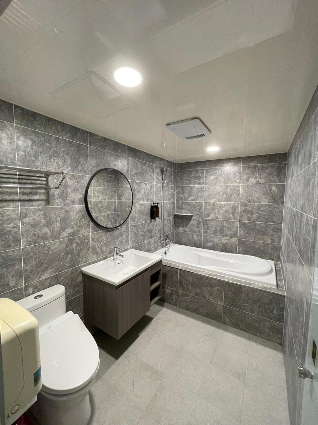 New Deluxe Double Room With Window photo 2