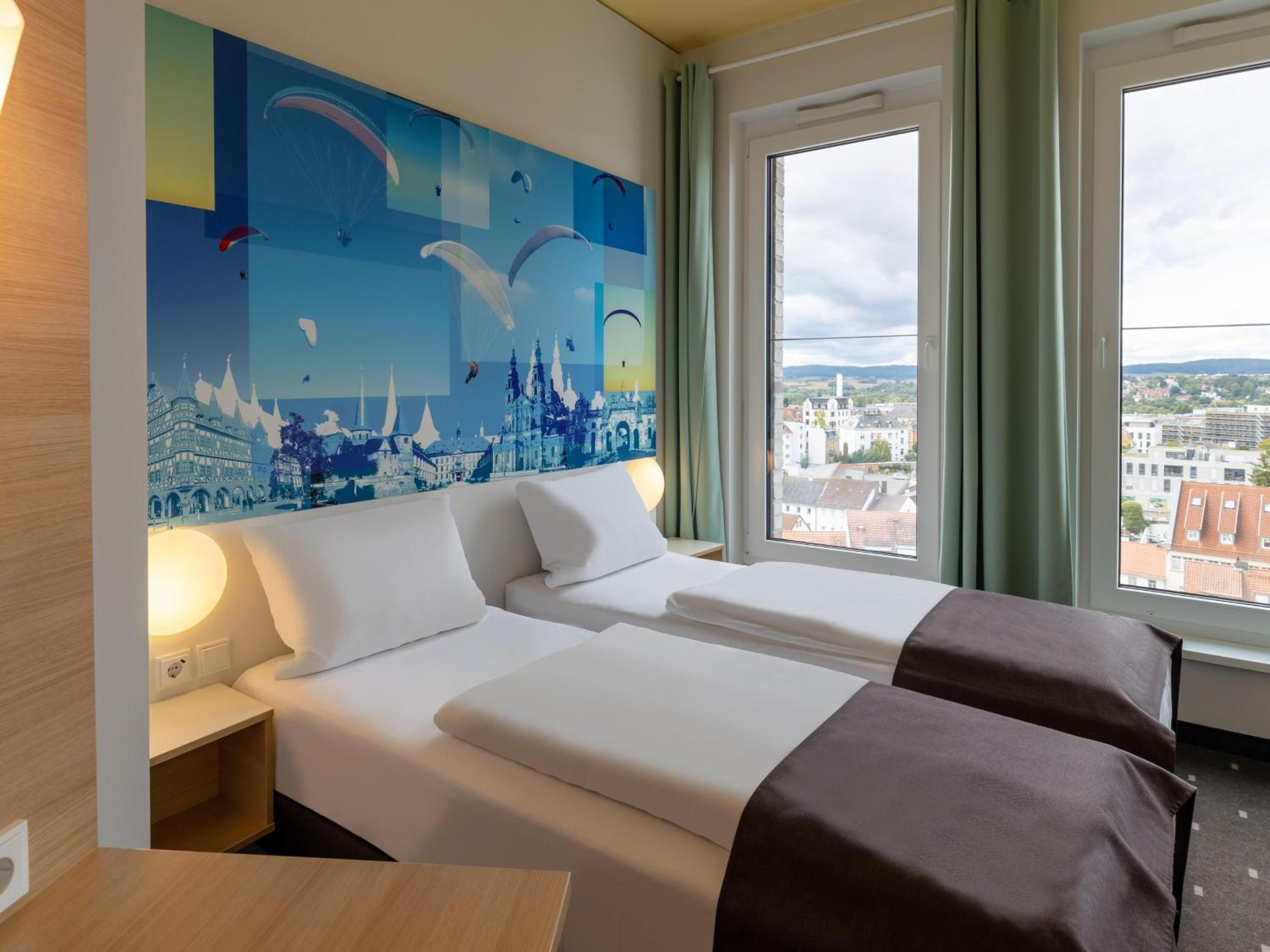 Twin Room - Photo 1