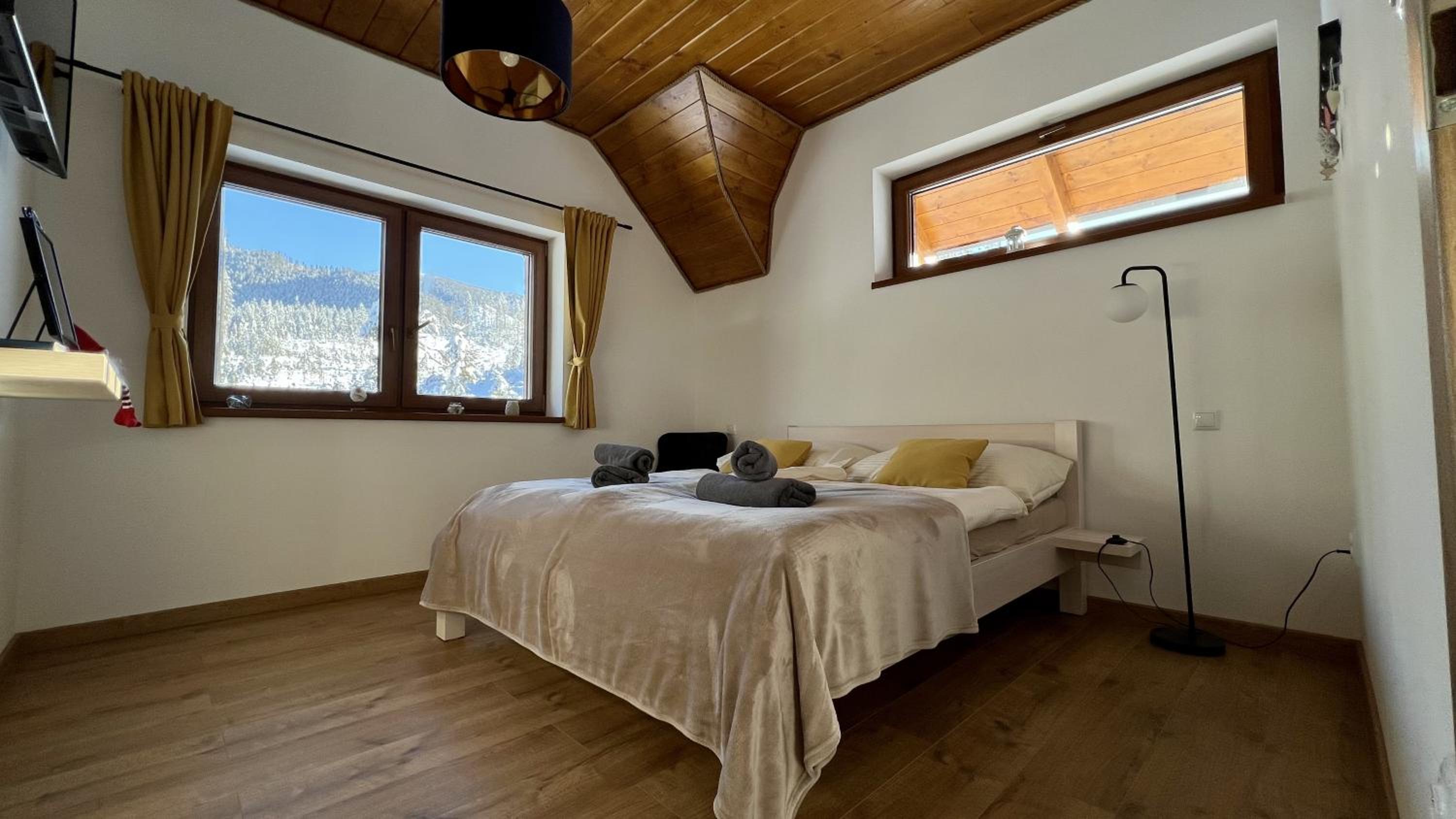 Two-Bedroom Apartment - Photo 21