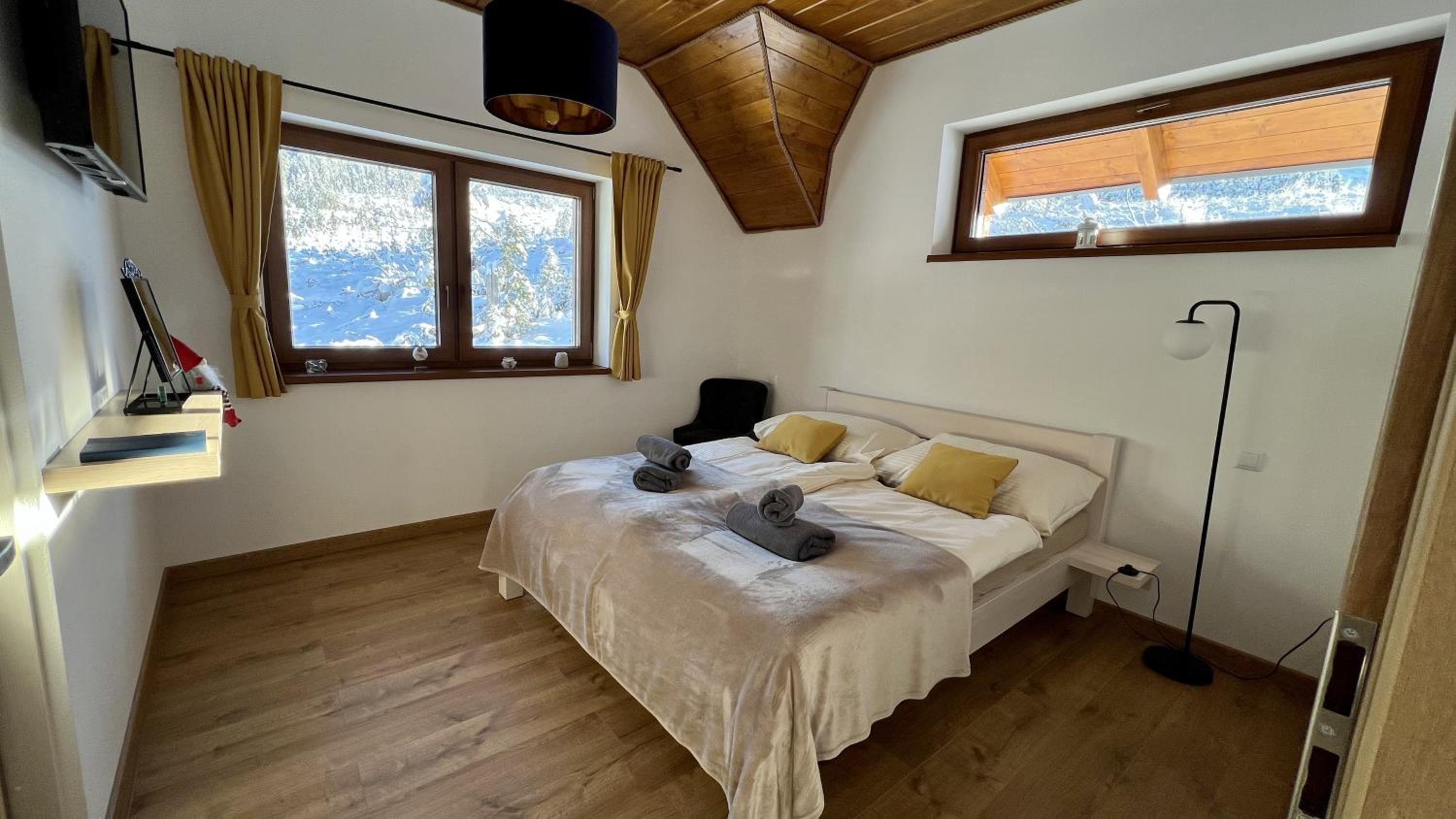 Two-Bedroom Apartment - Photo 33