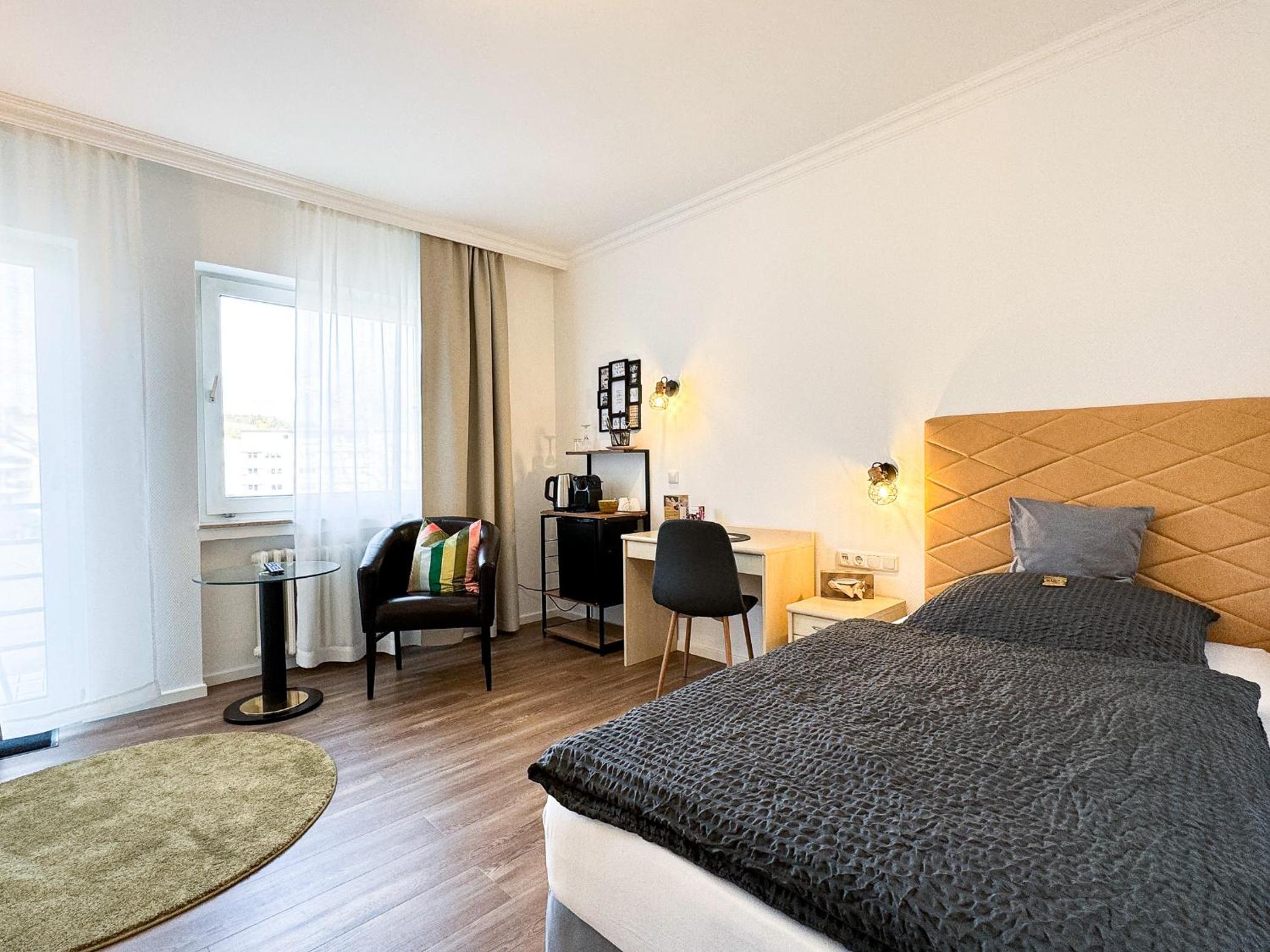 Single Room with Balcony photo 2