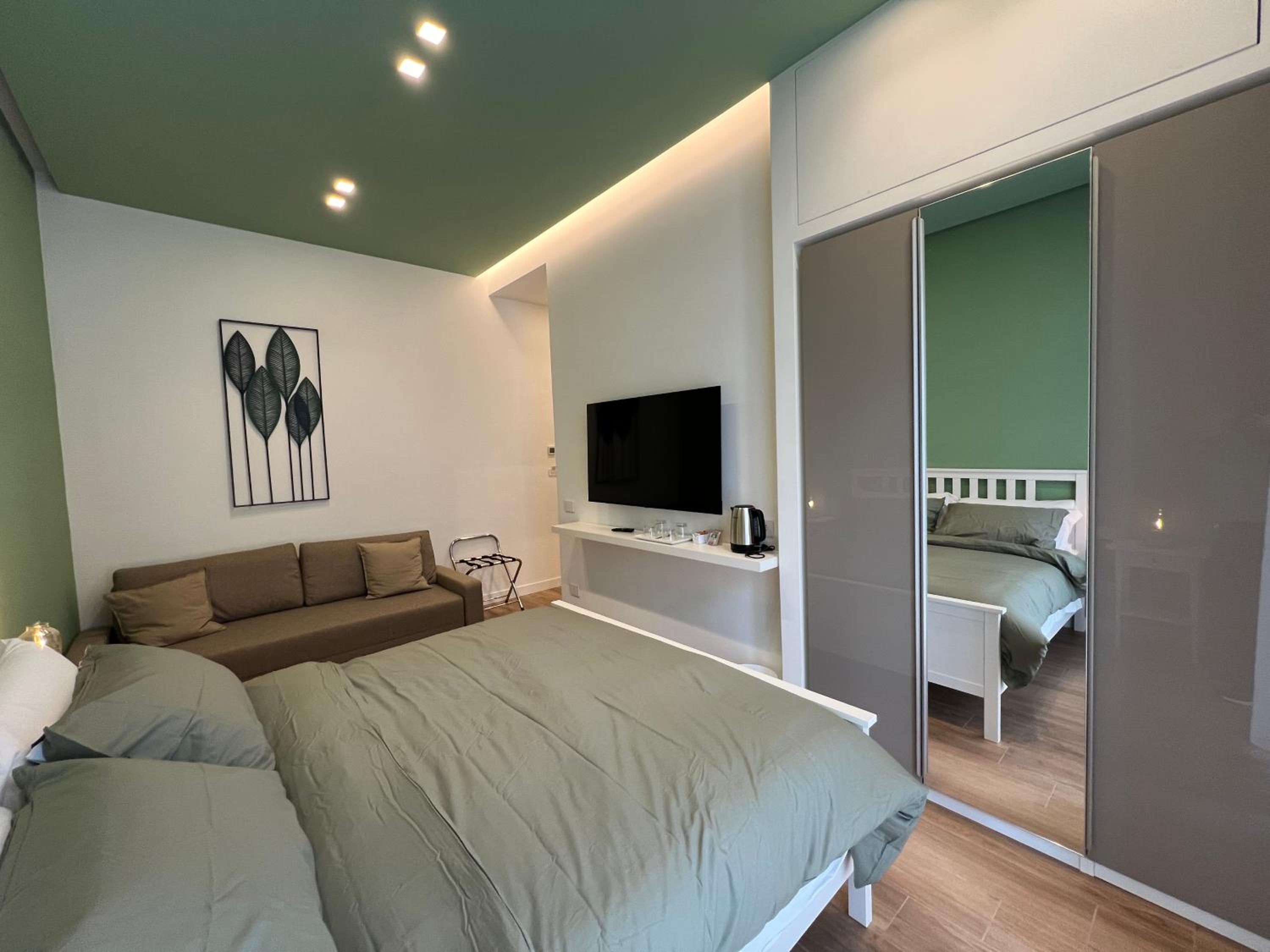 Triple Room with Balcony