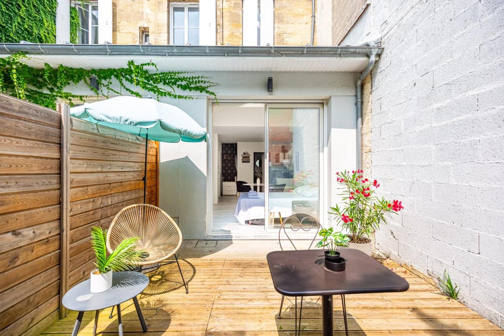 Apartment with Terrace