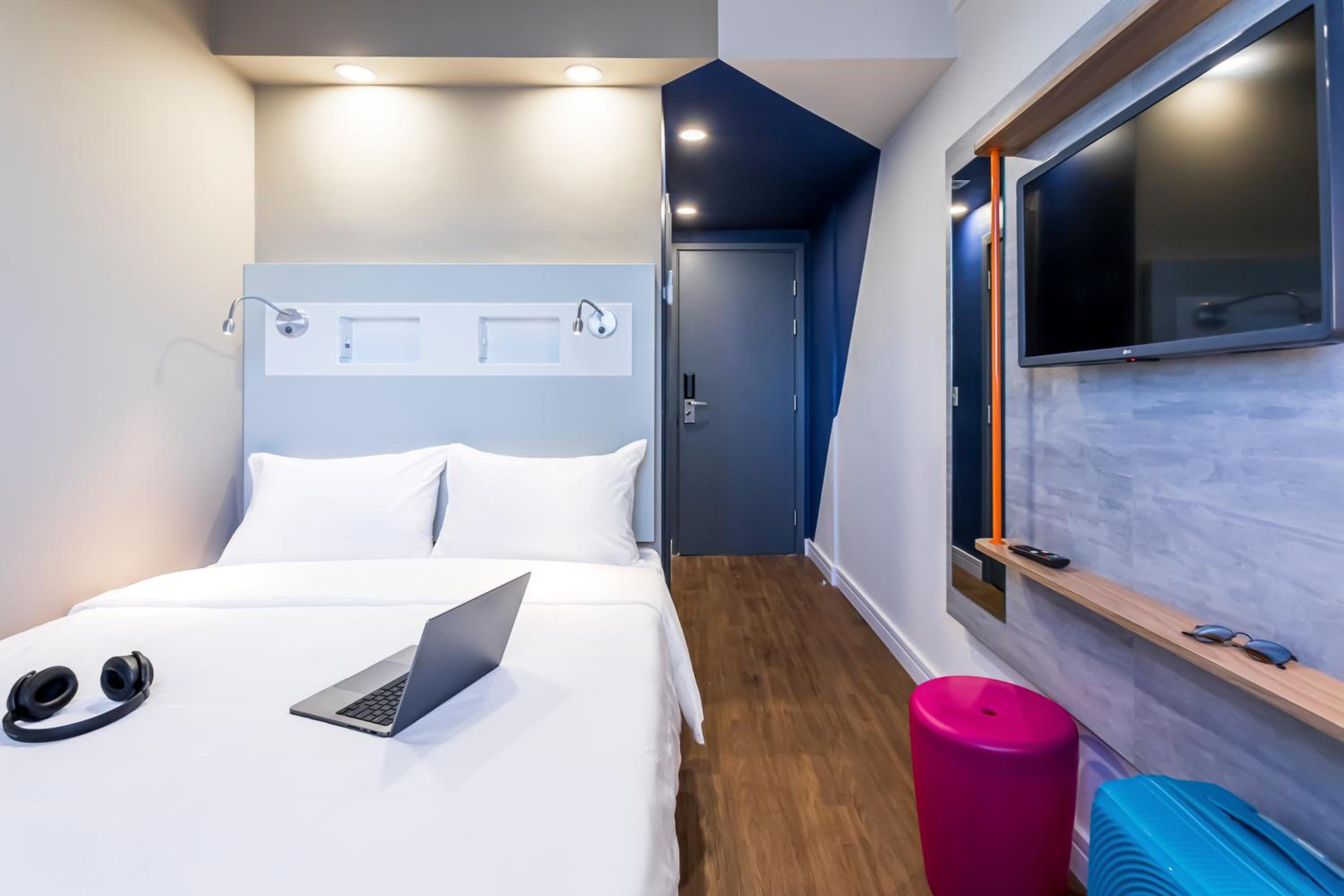Standard Double Room - Photo 5
