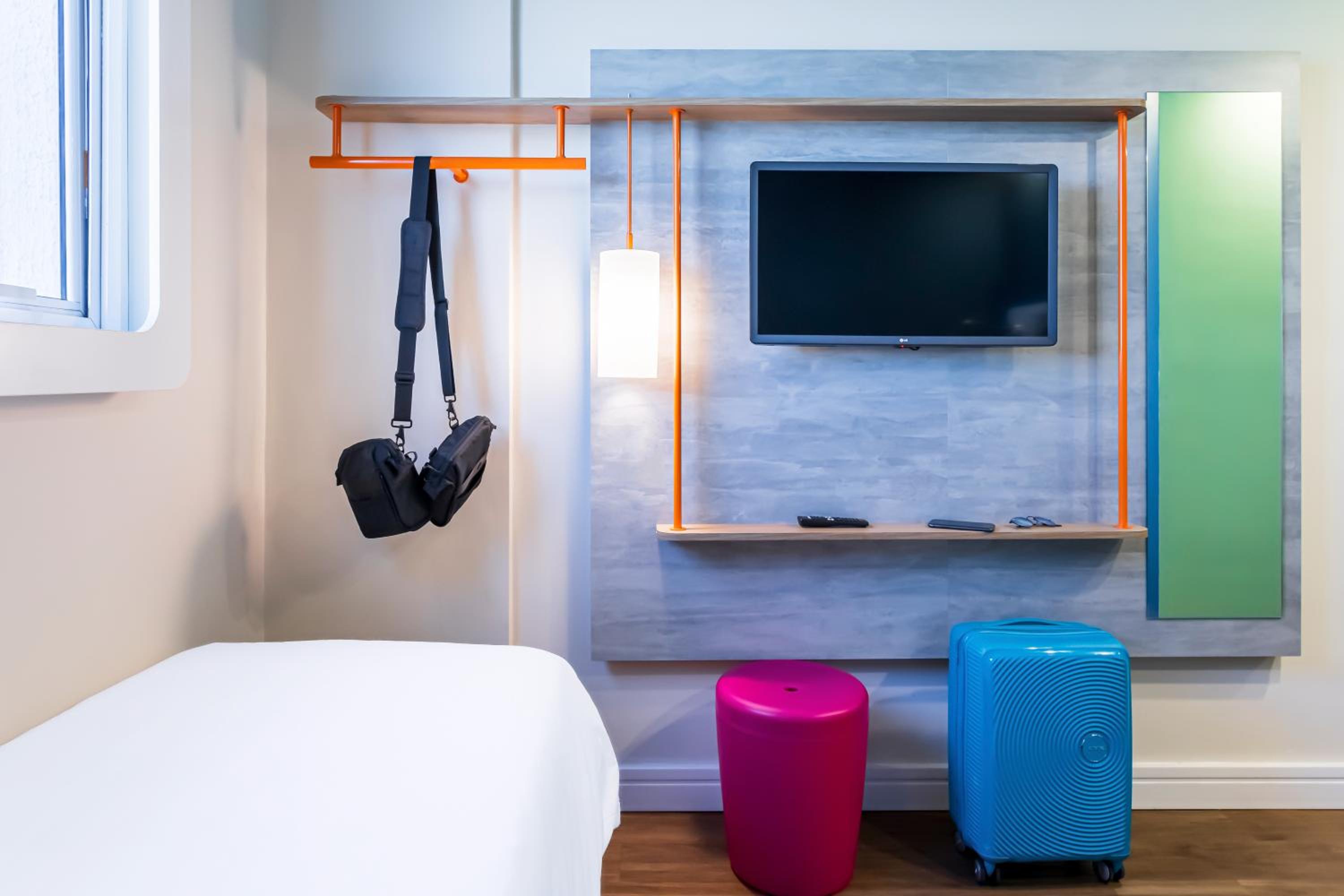 Twin Room - Photo 4