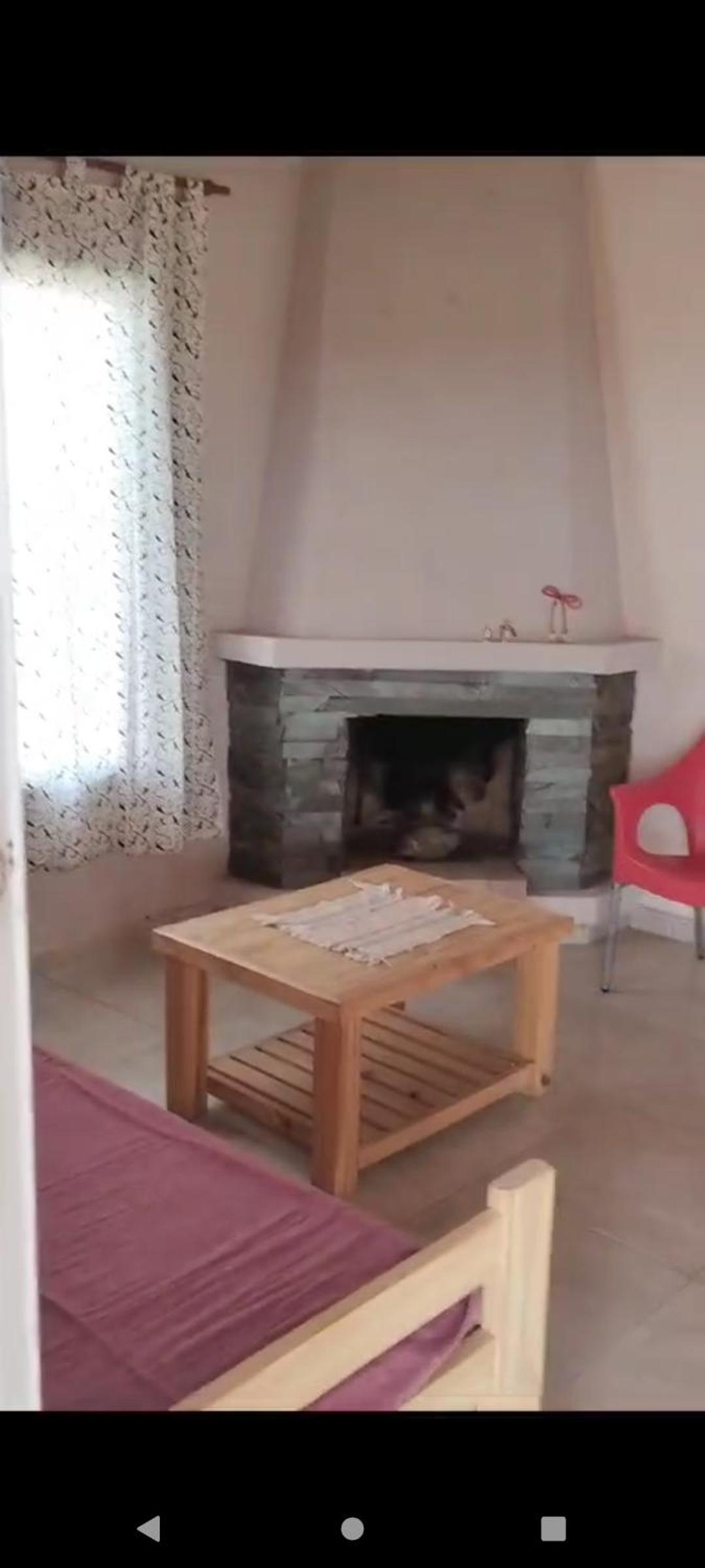 One-Bedroom House photo 1