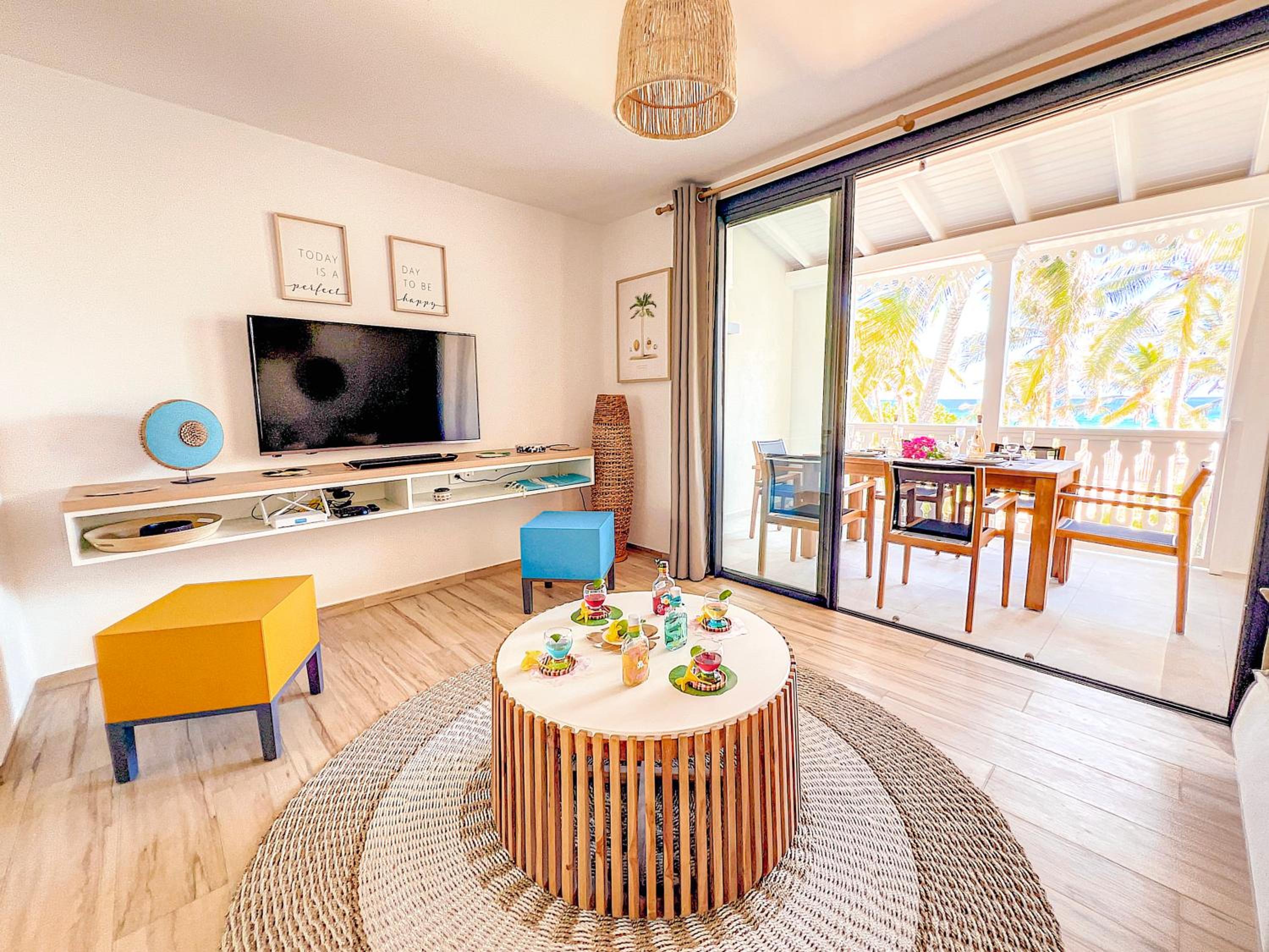 Apartment with Sea View photo 2