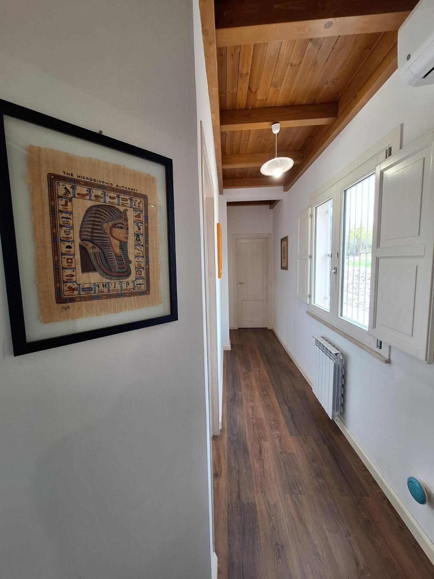 Four-Bedroom House photo 2