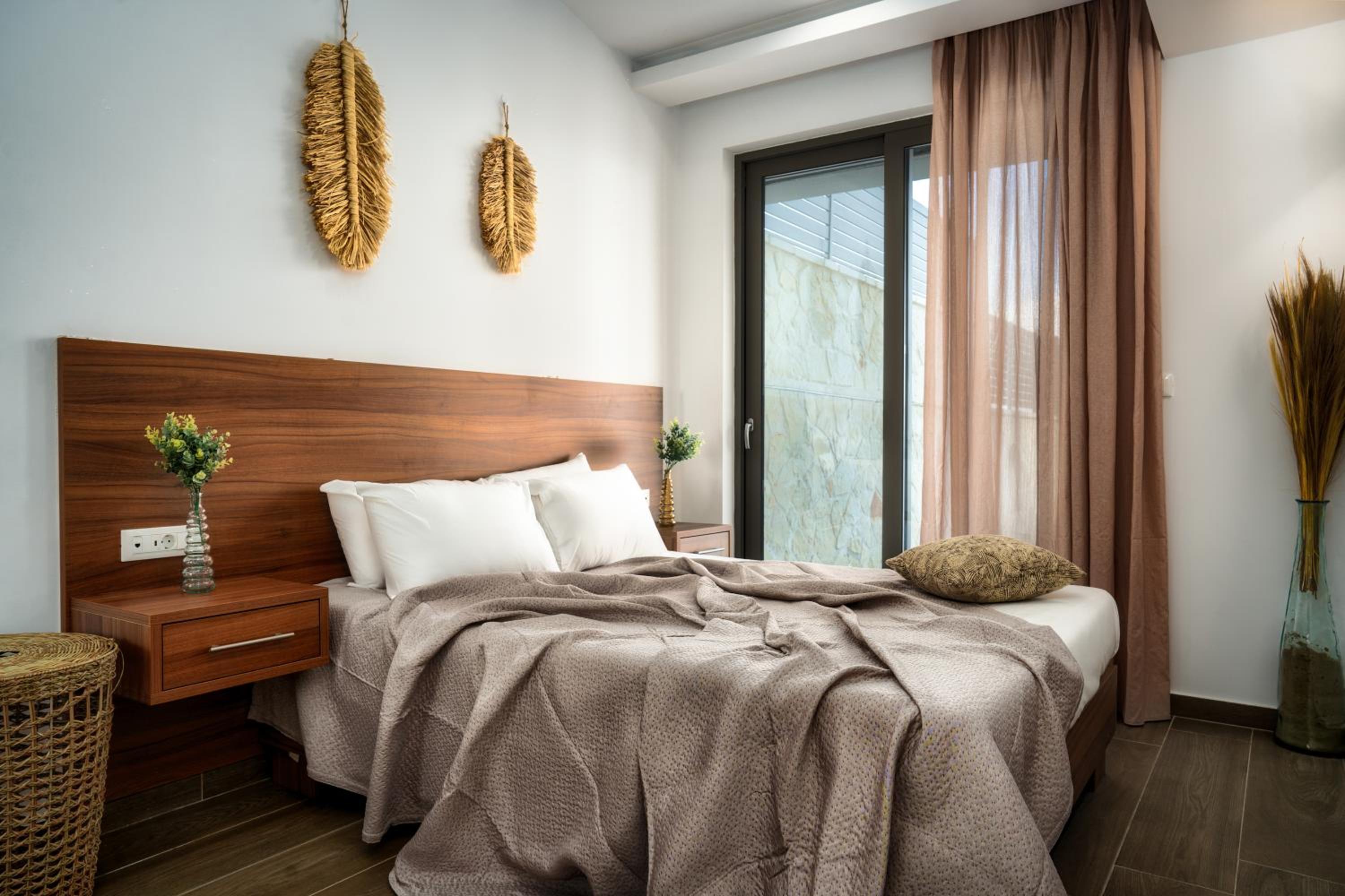 Three-Bedroom Villa photo 1