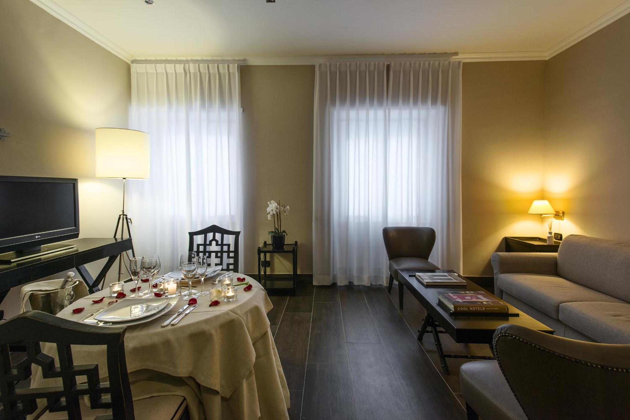 Suite With Spa Access