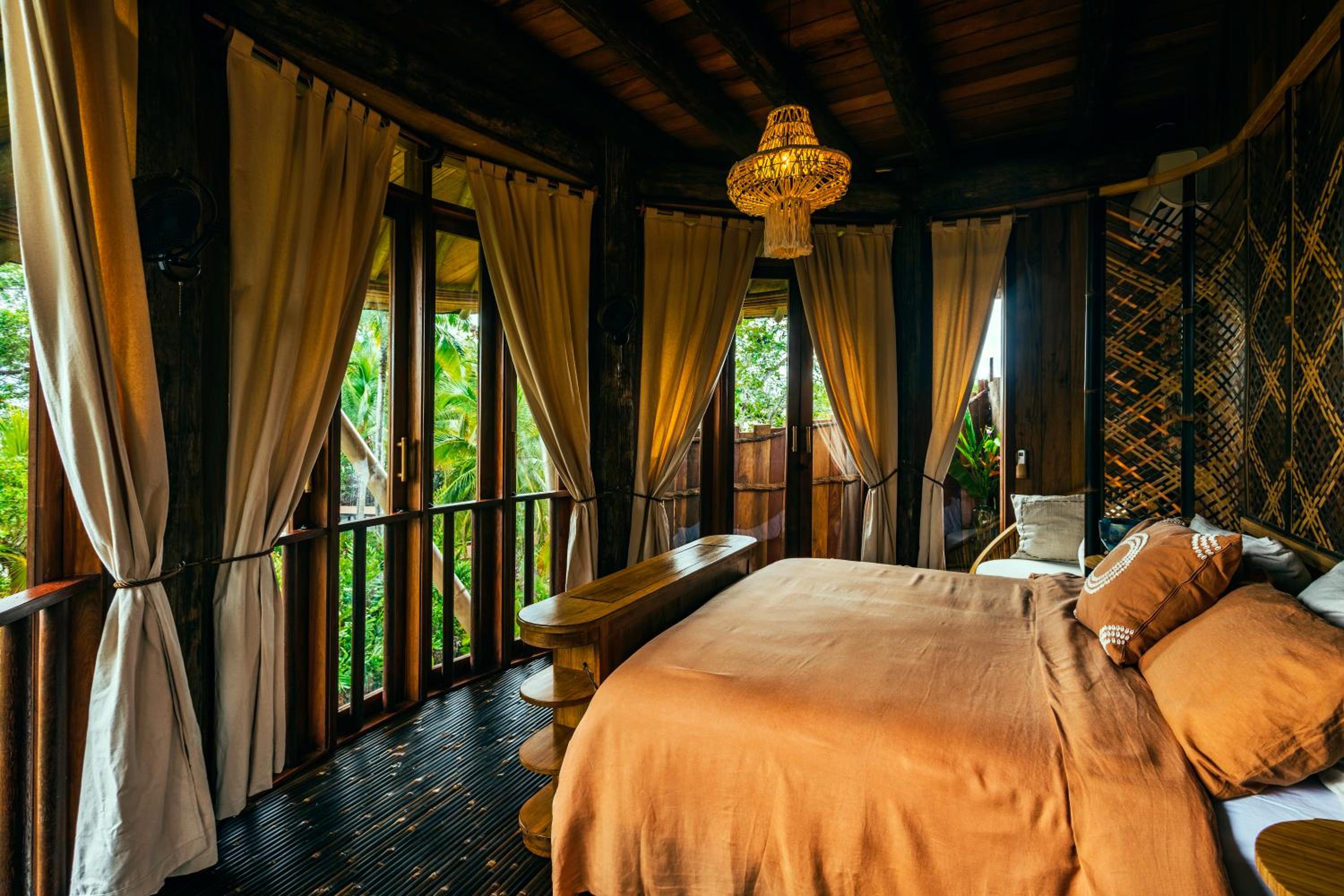 King Room with Garden View