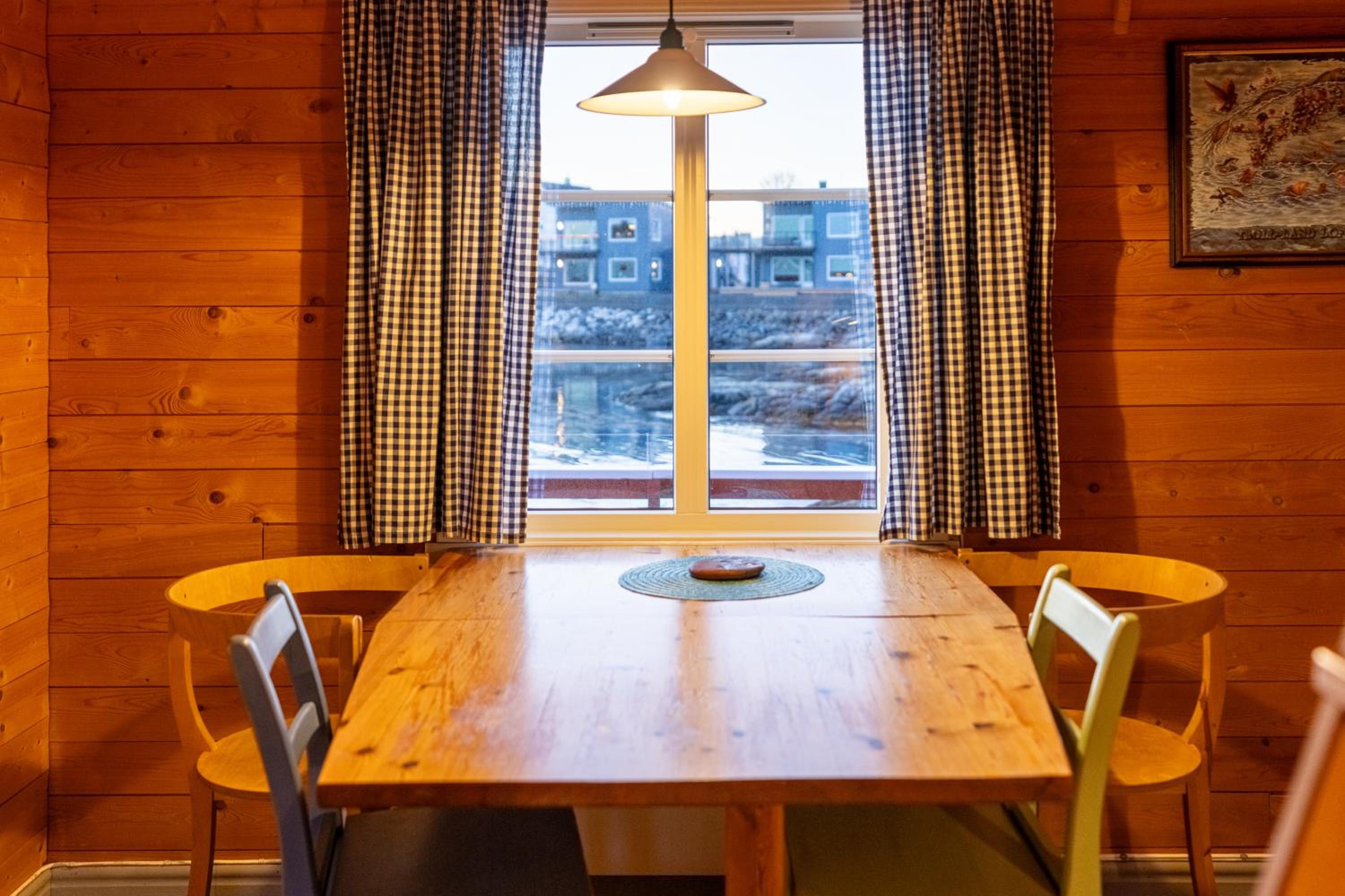 1-Bedroom + Open Loft- Standard Rorbu Cabin - Photo 3