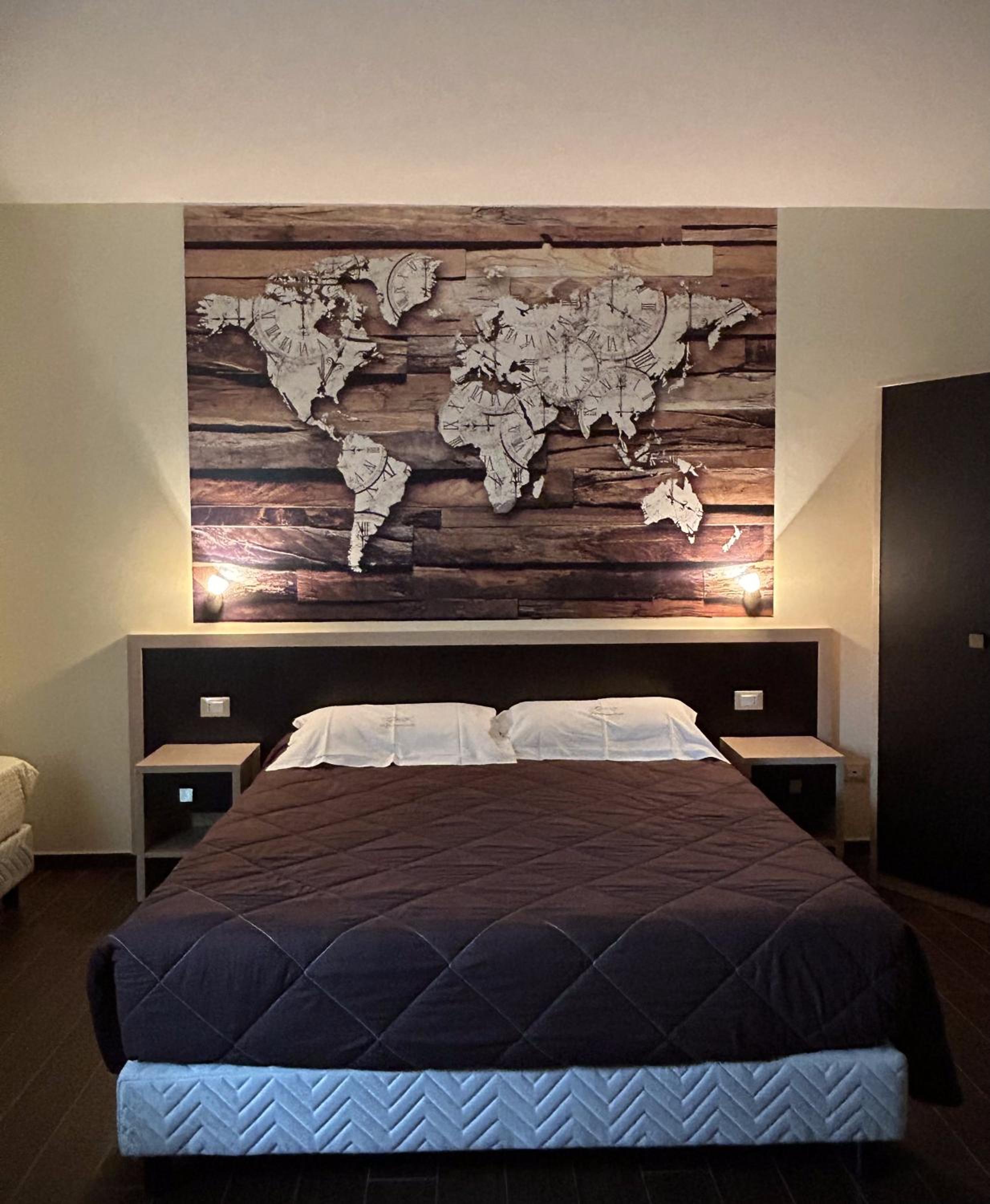 Superior Double Room - Photo 2